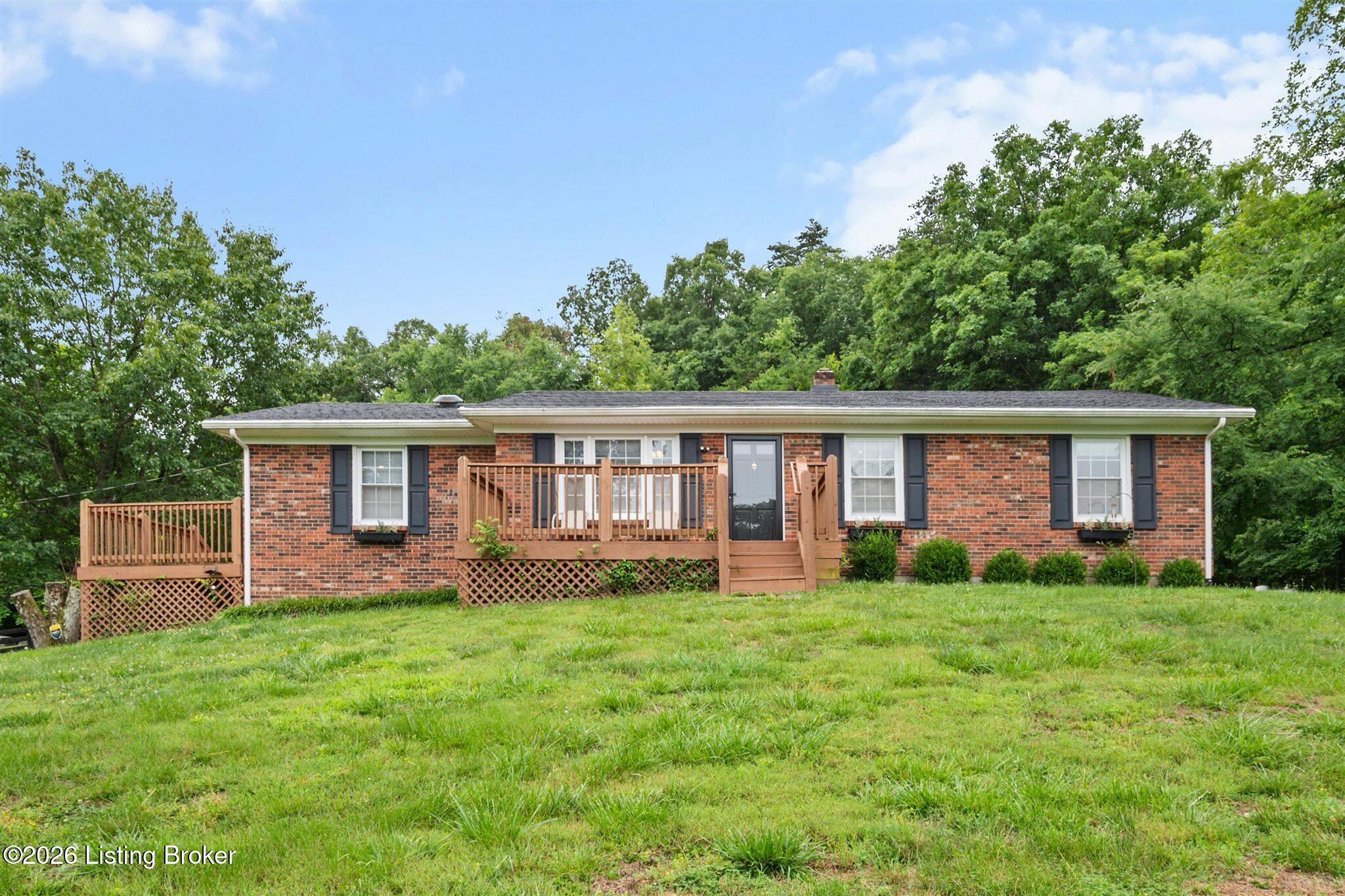 859 Quarry Ln Property Photo 1