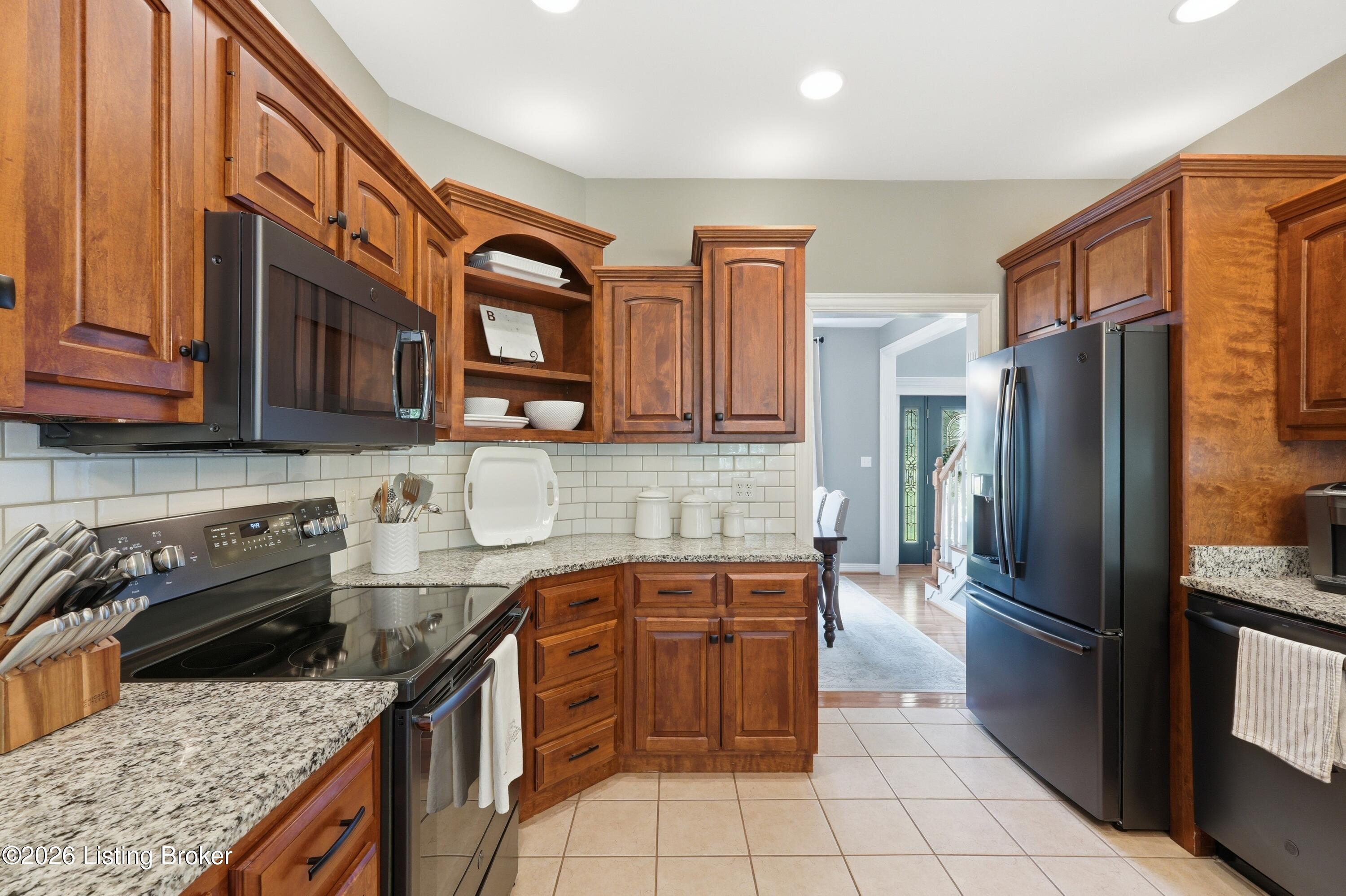 138 Woodhill Rd Property Photo 12