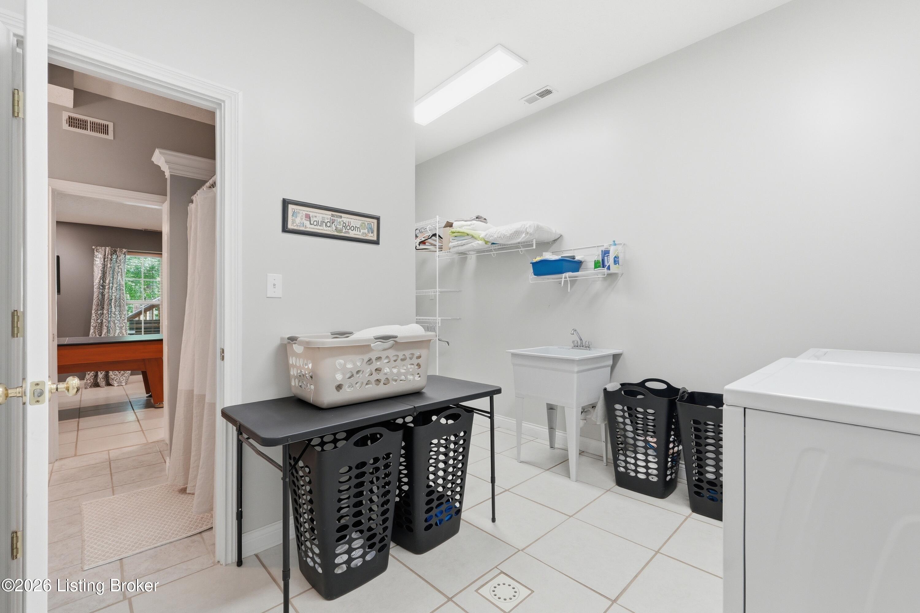138 Woodhill Rd Property Photo 48