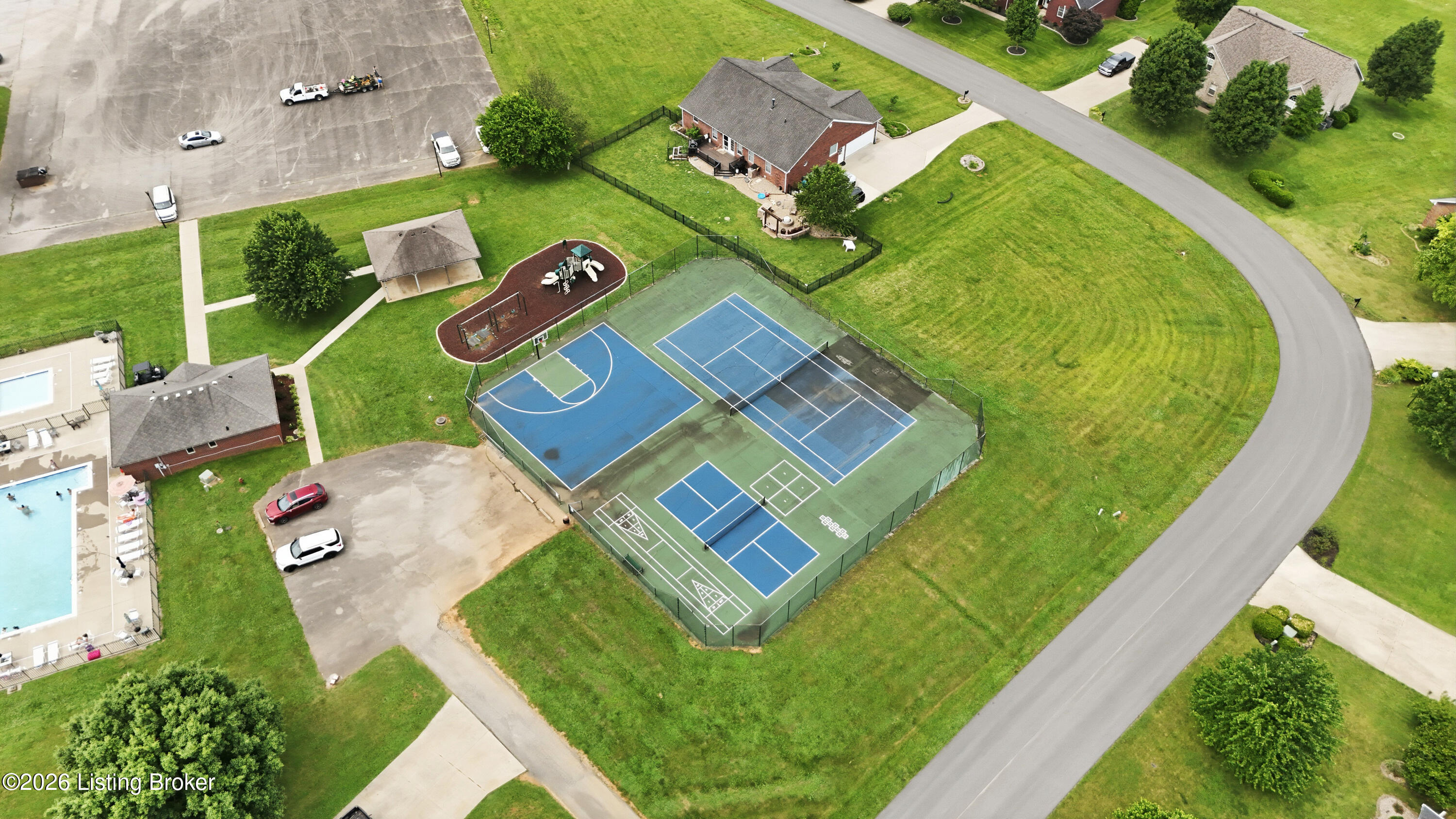 138 Woodhill Rd Property Photo 57