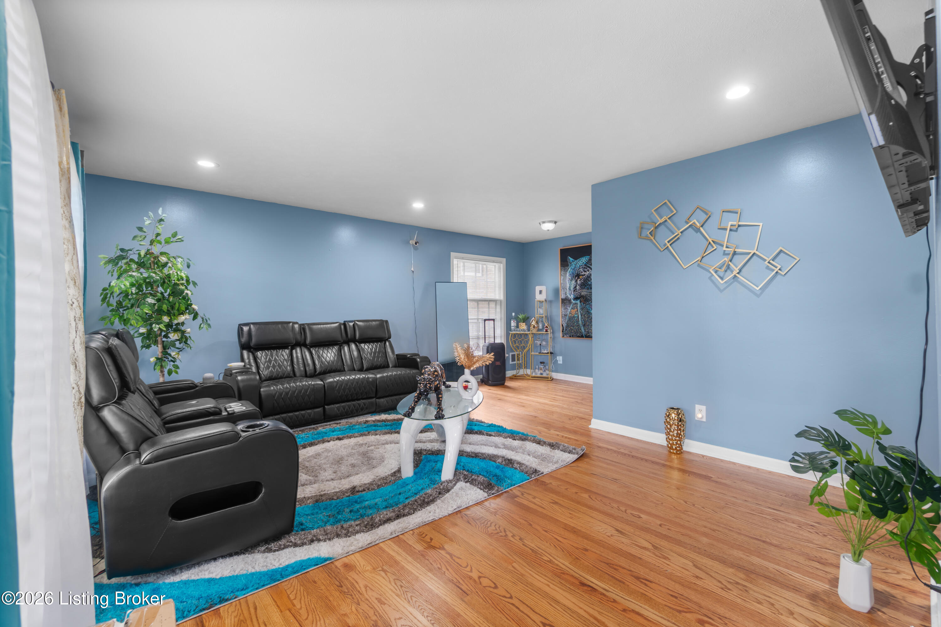 5412 Dannyboy Ln Property Photo 3