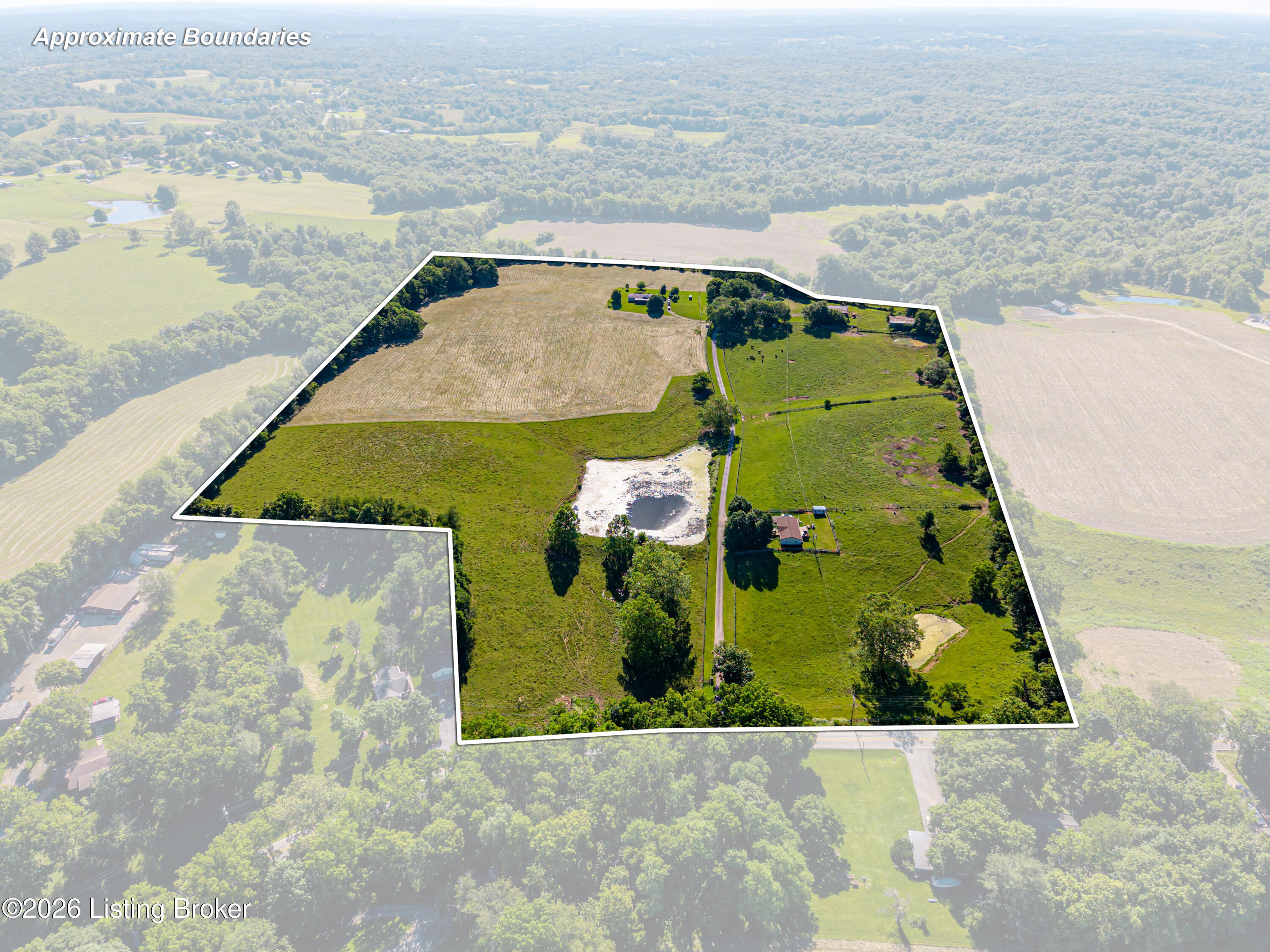 904 Waddy Rd Property Photo 4