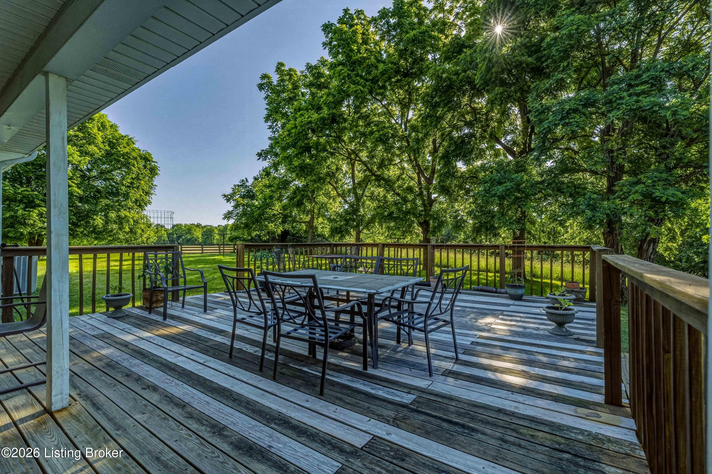 904 Waddy Rd Property Photo 31