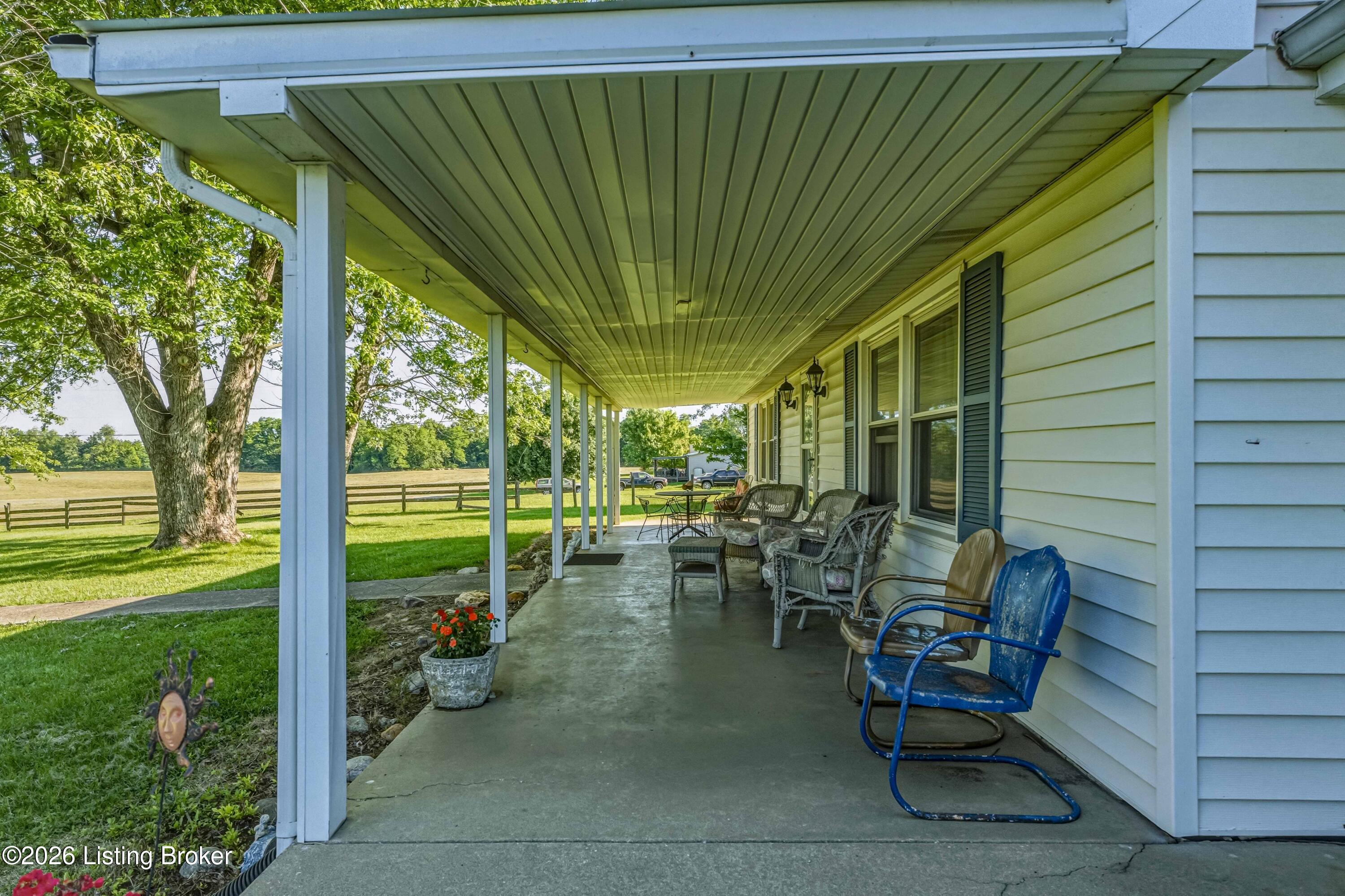 904 Waddy Rd Property Photo 34