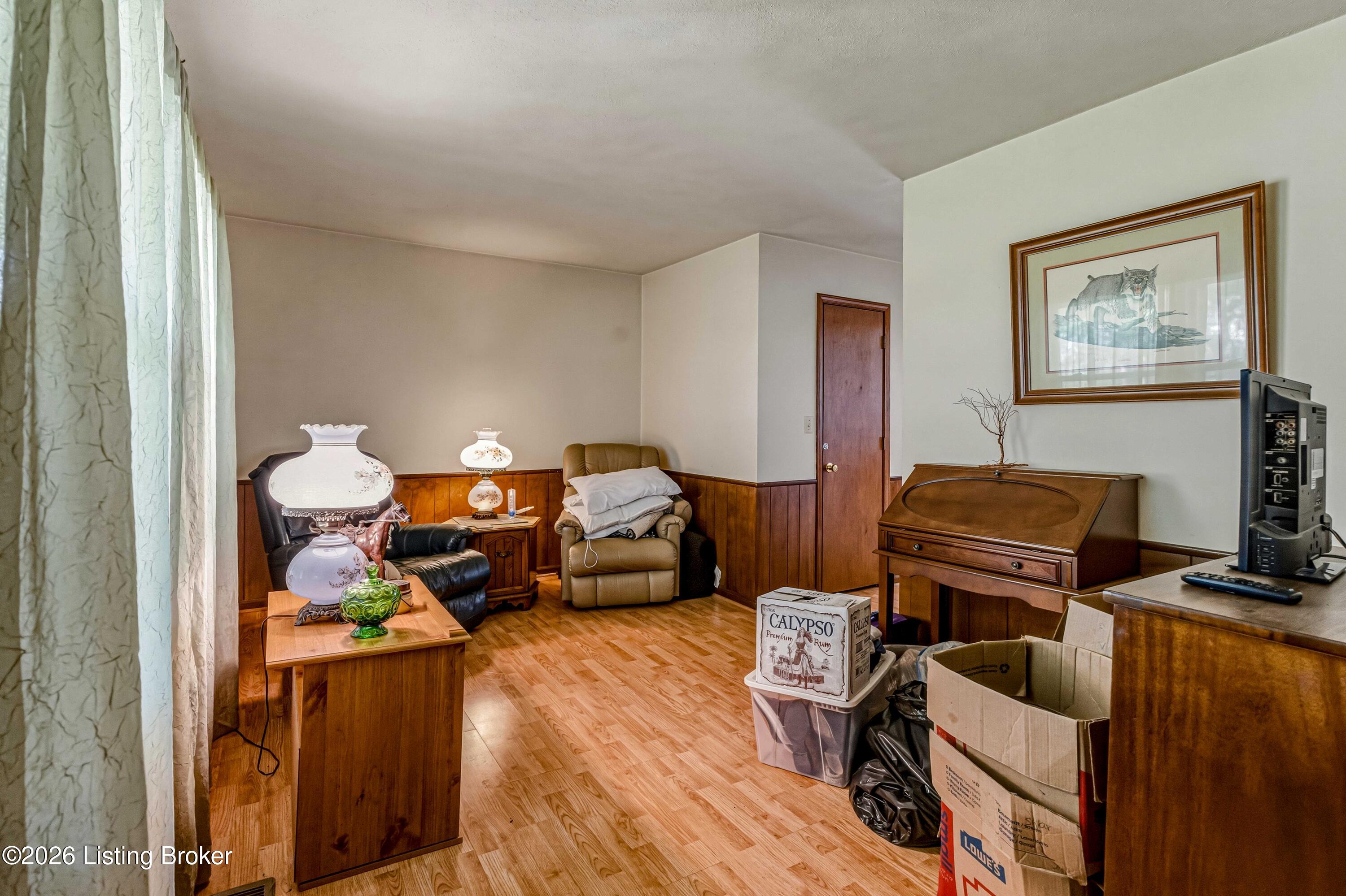 904 Waddy Rd Property Photo 42