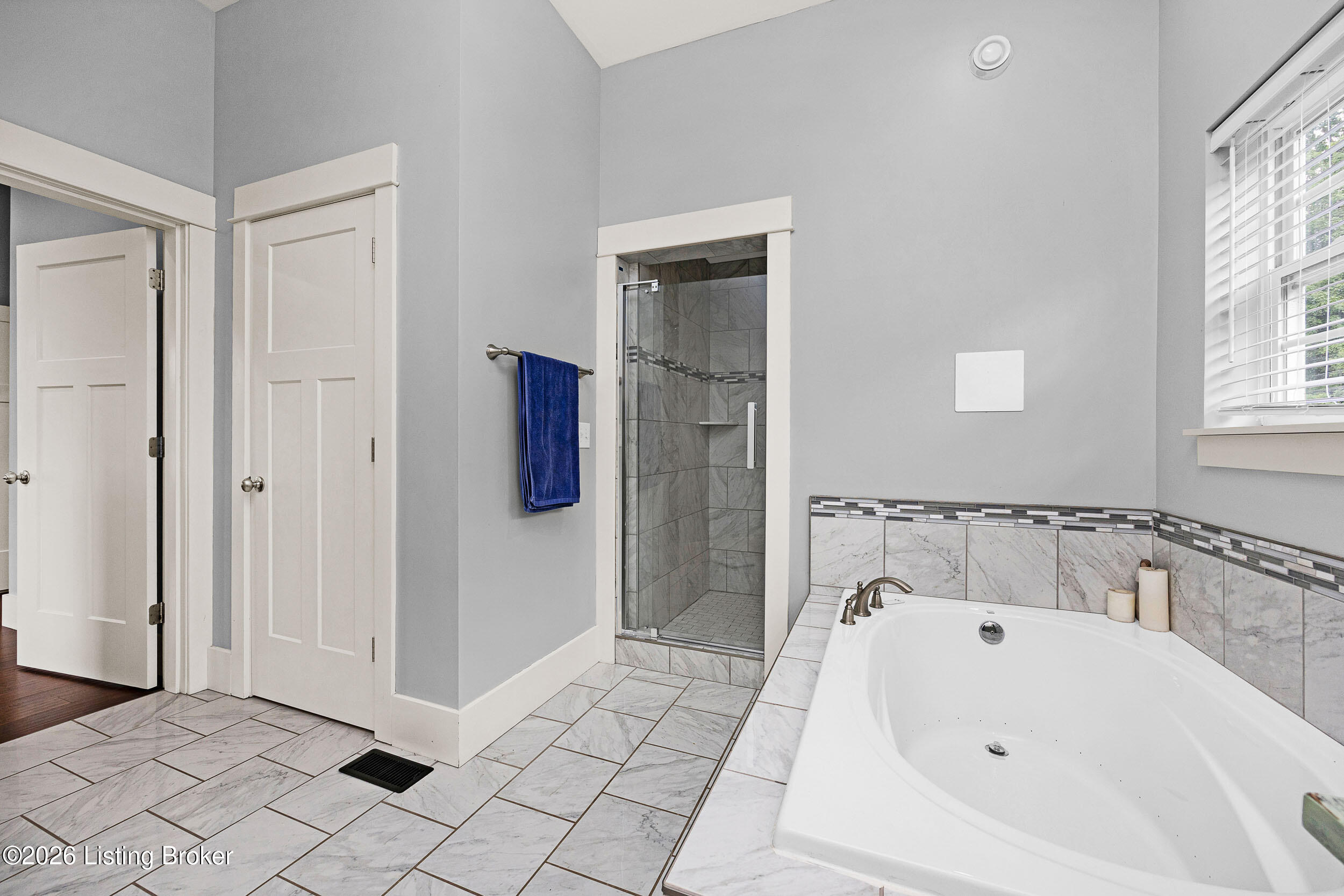 137 Lawrence Ln Property Photo 26
