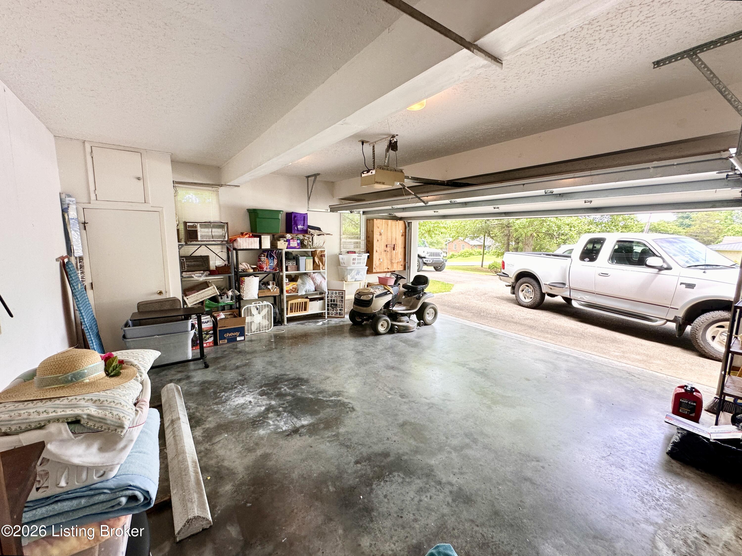 416 Hendricks St Property Photo 66