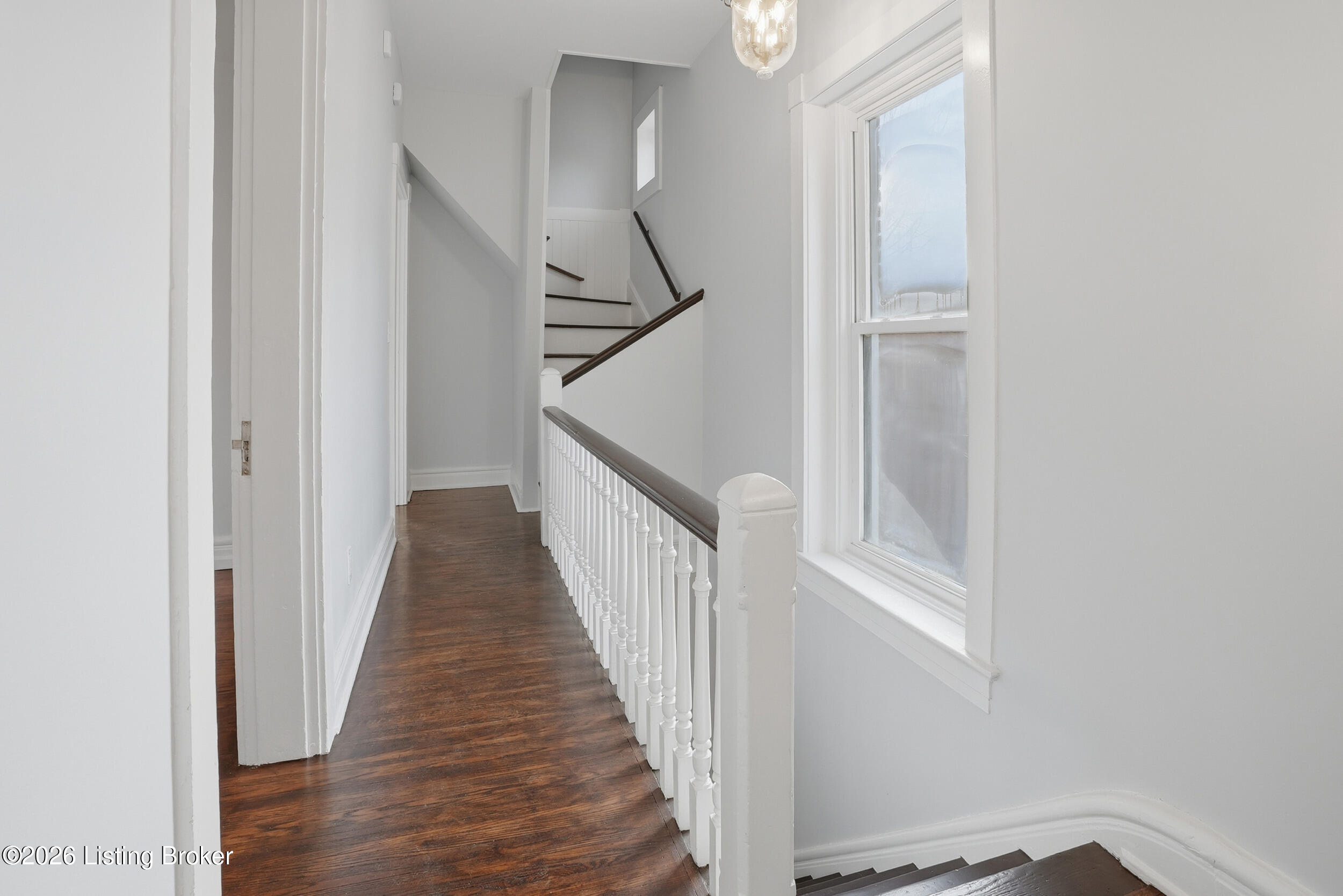 115 E Ormsby Ave Property Photo 26