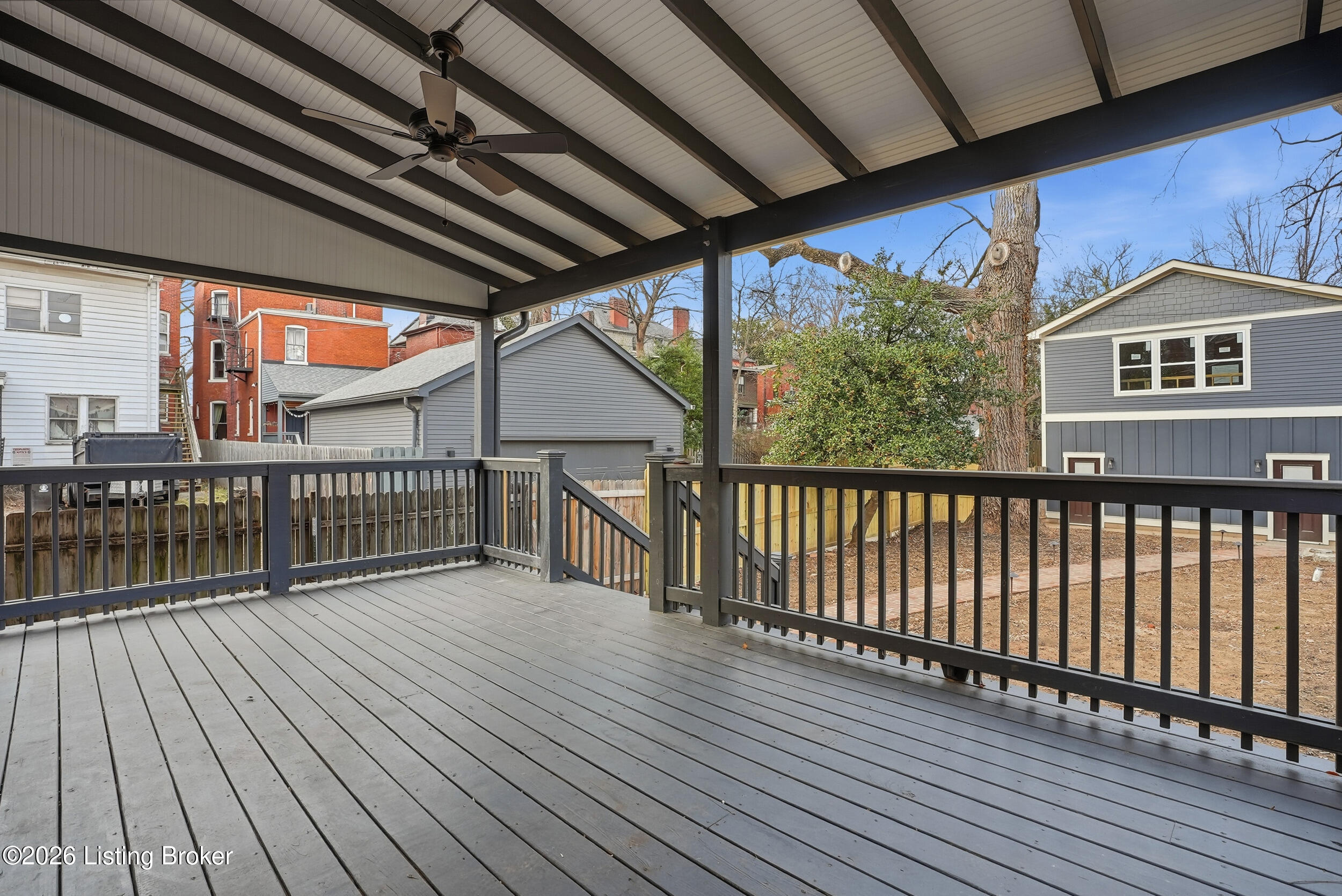 115 E Ormsby Ave Property Photo 36