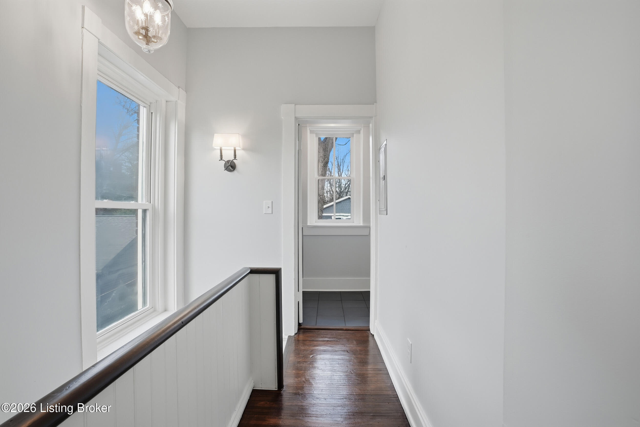 115 E Ormsby Ave Property Photo 42