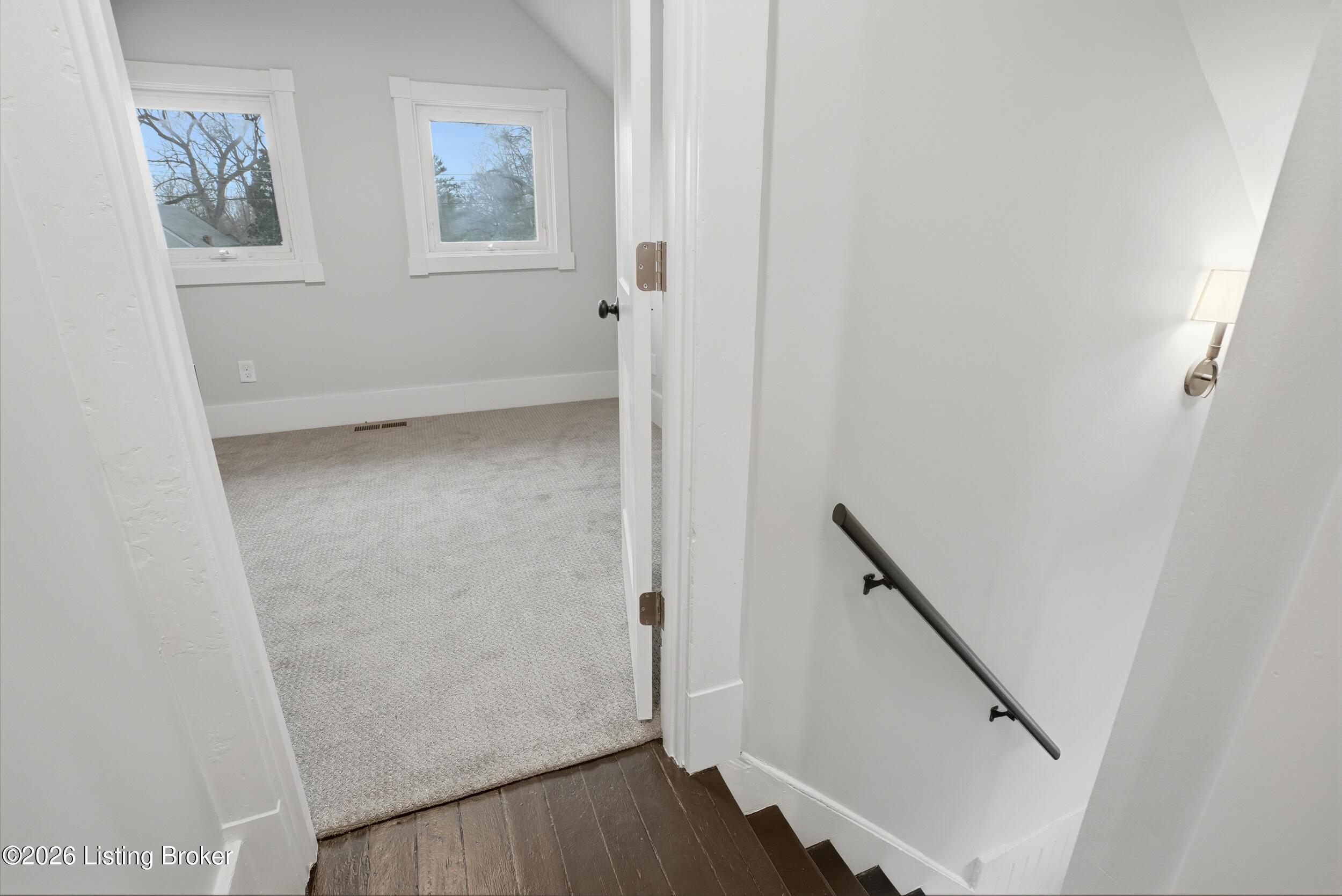 115 E Ormsby Ave Property Photo 43