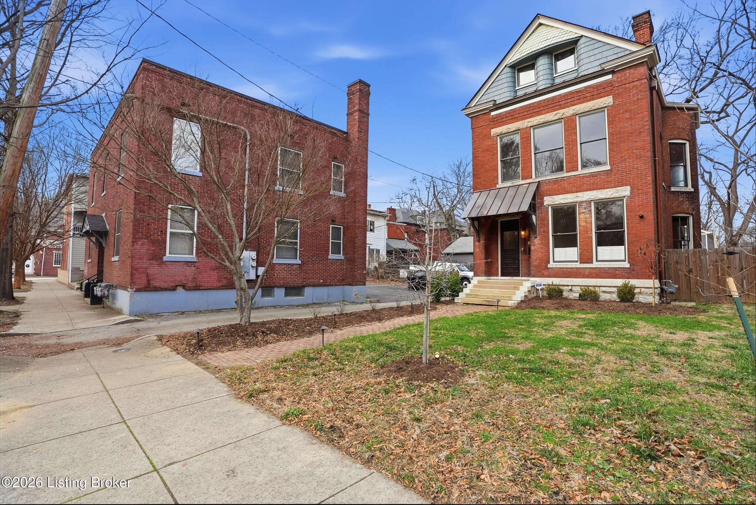 115 E Ormsby Ave Property Photo 53