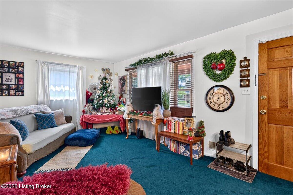 3911 Serene Way Property Photo 7