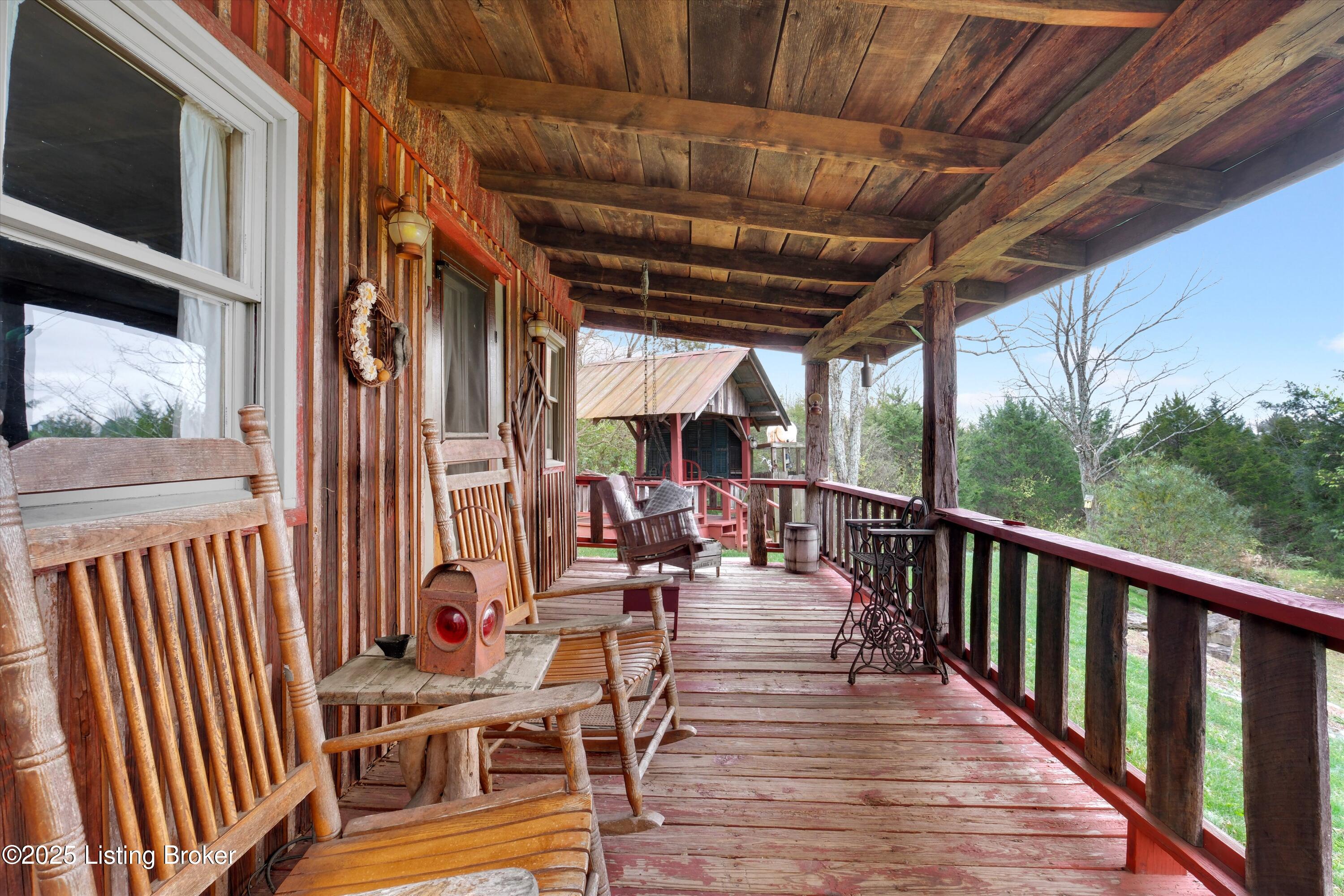 2945 N Greenbrier Rd Property Photo 46