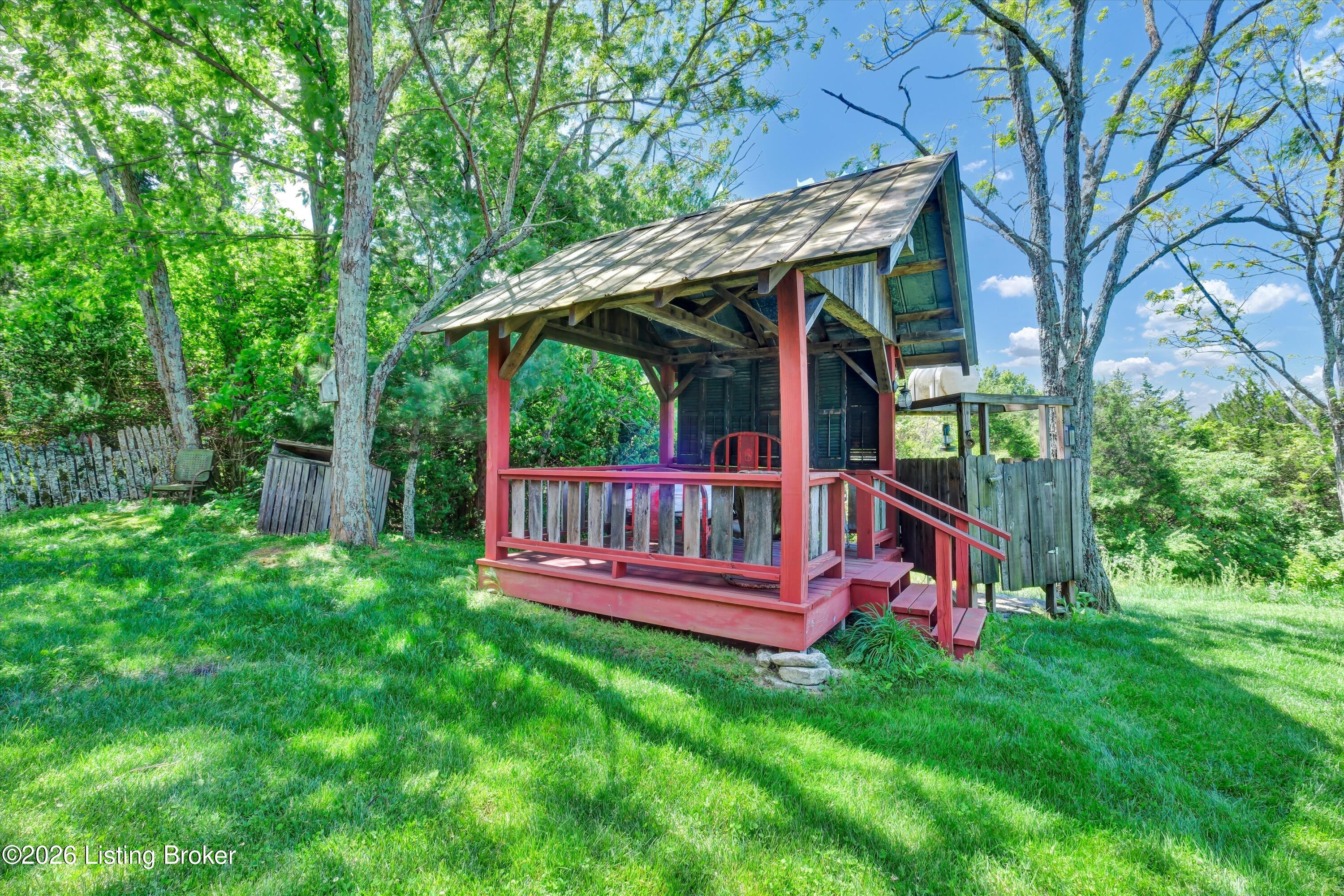2945 N Greenbrier Rd Property Photo 67