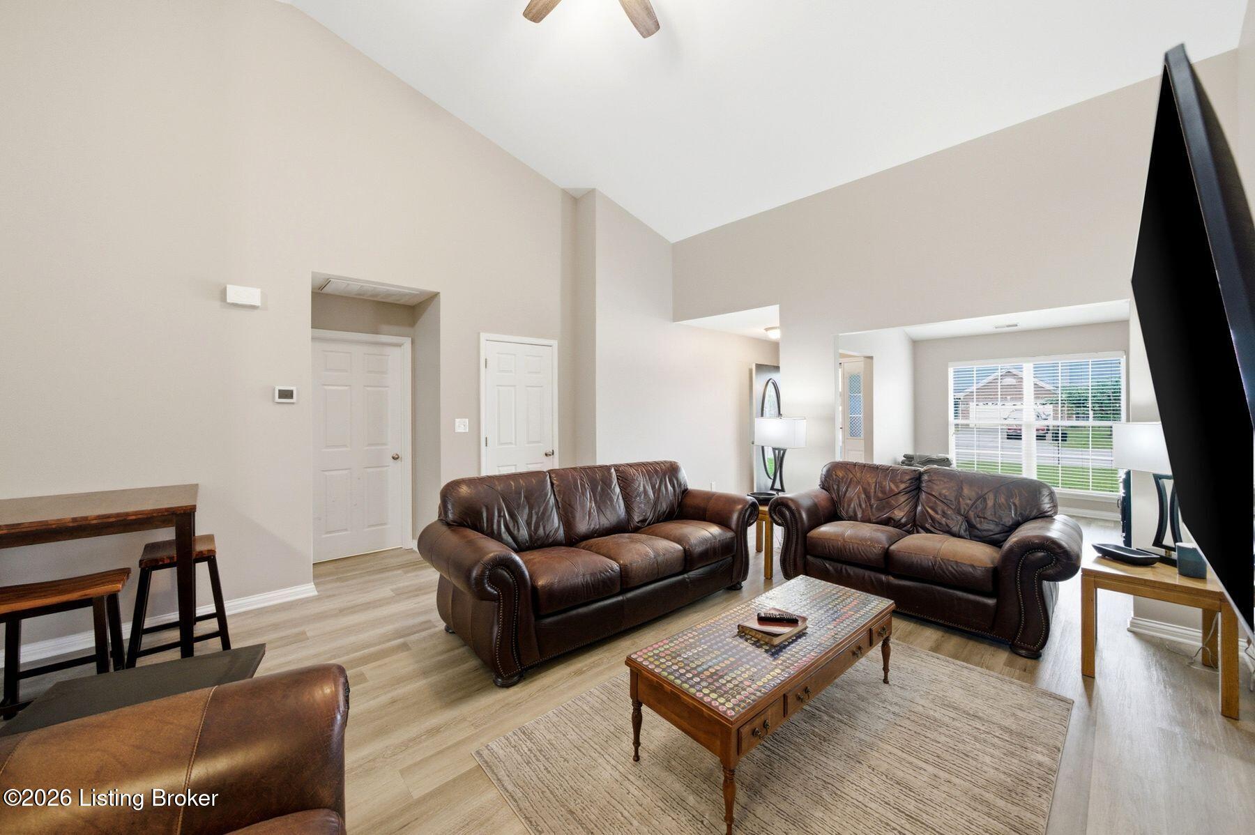 8903 Stara Way Property Photo 8