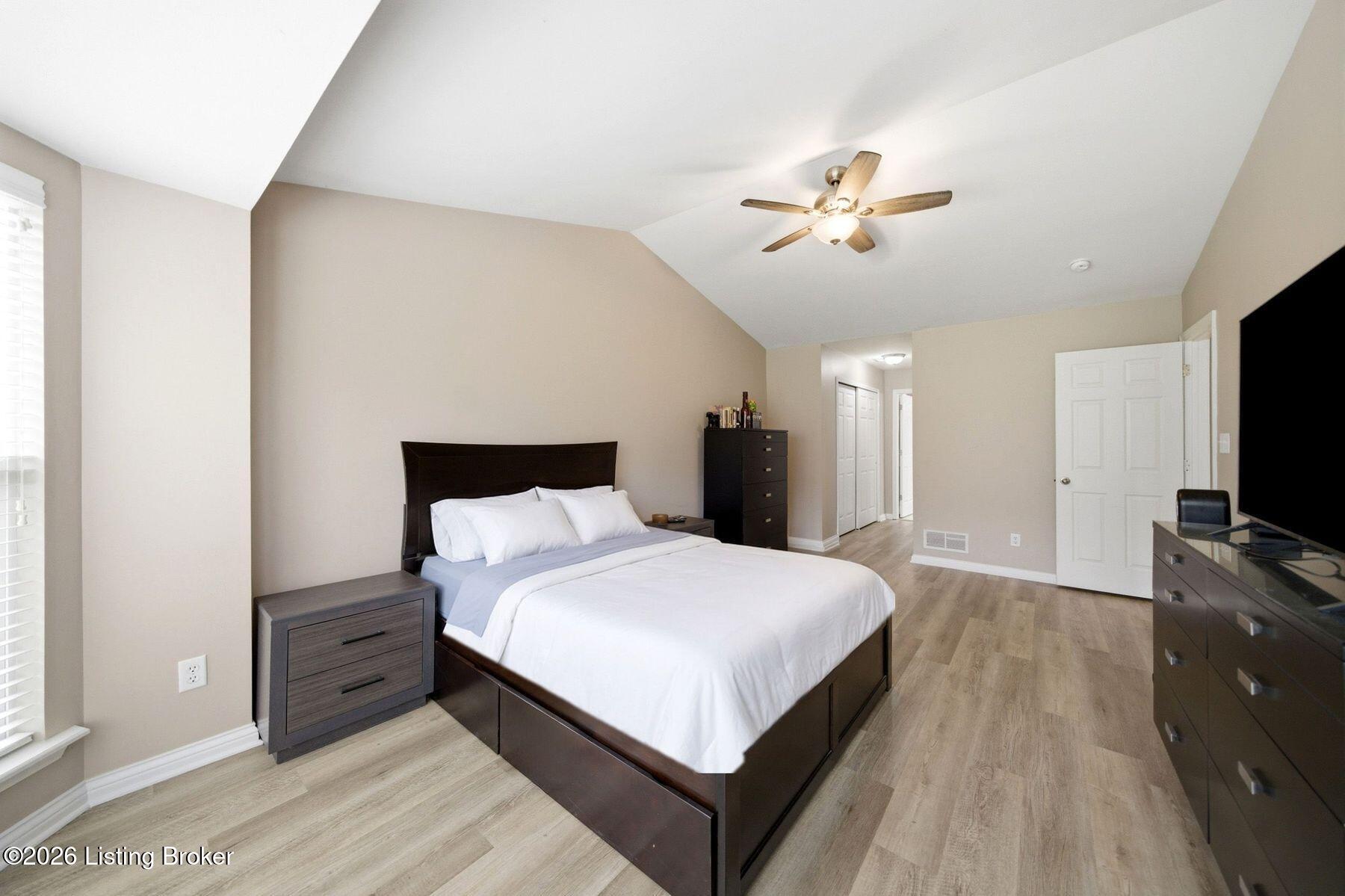 8903 Stara Way Property Photo 17