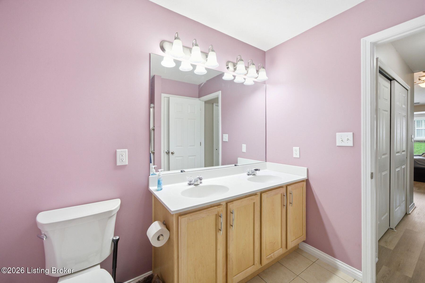 8903 Stara Way Property Photo 19