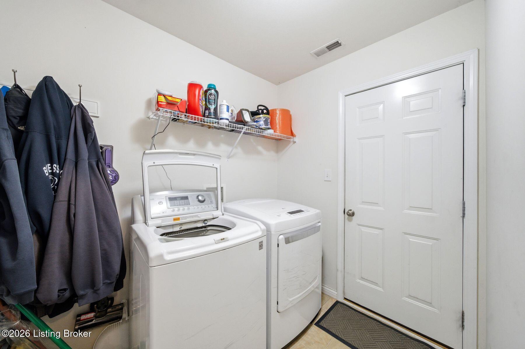 8903 Stara Way Property Photo 20