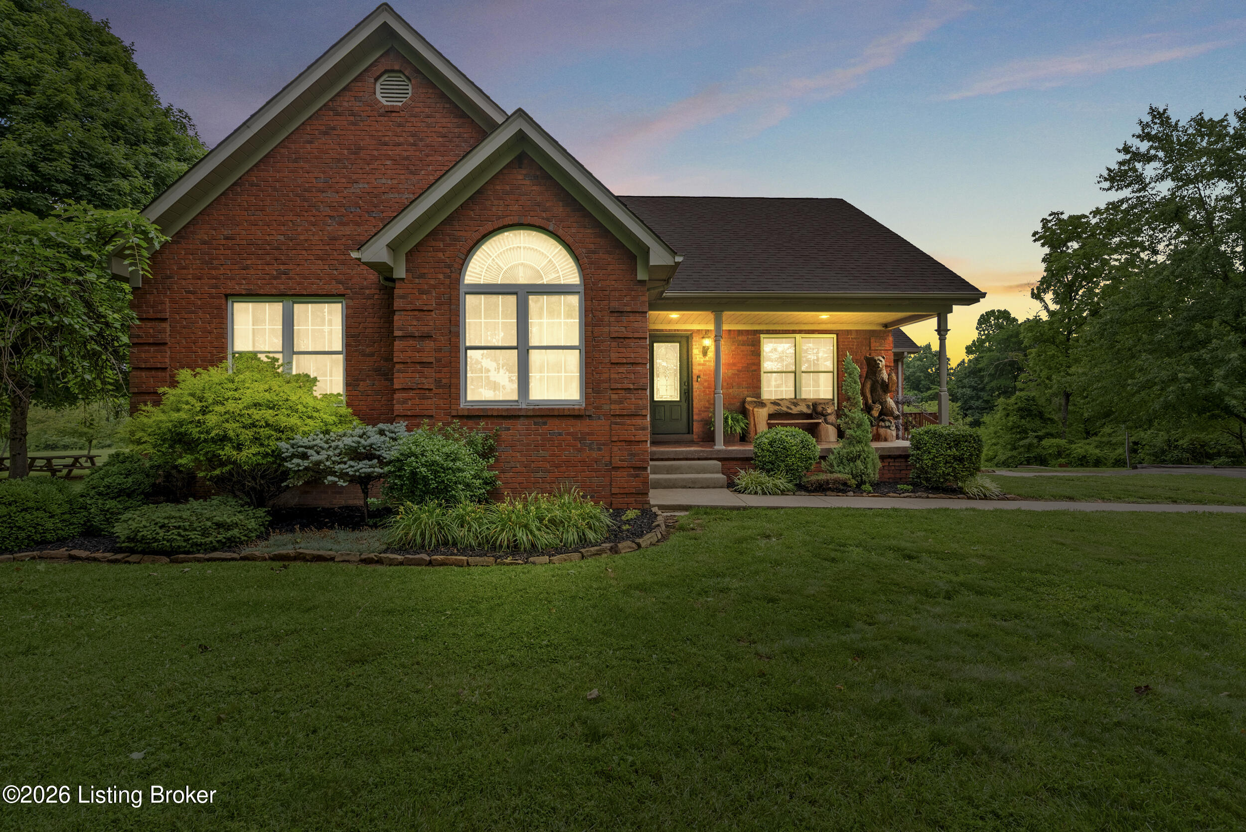 2240 Little Bend Rd Property Photo 2