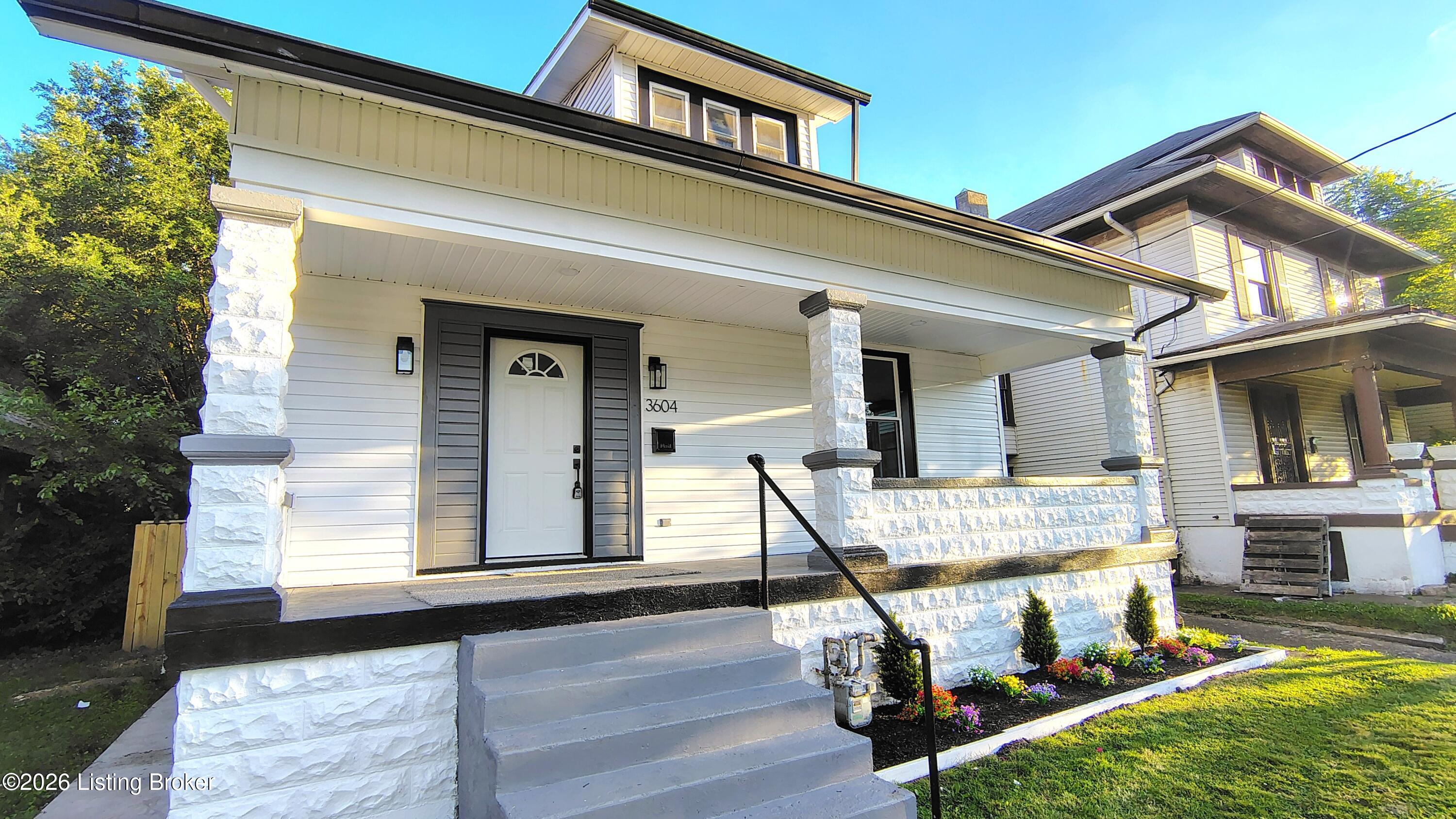3604 W Market St Property Photo 4