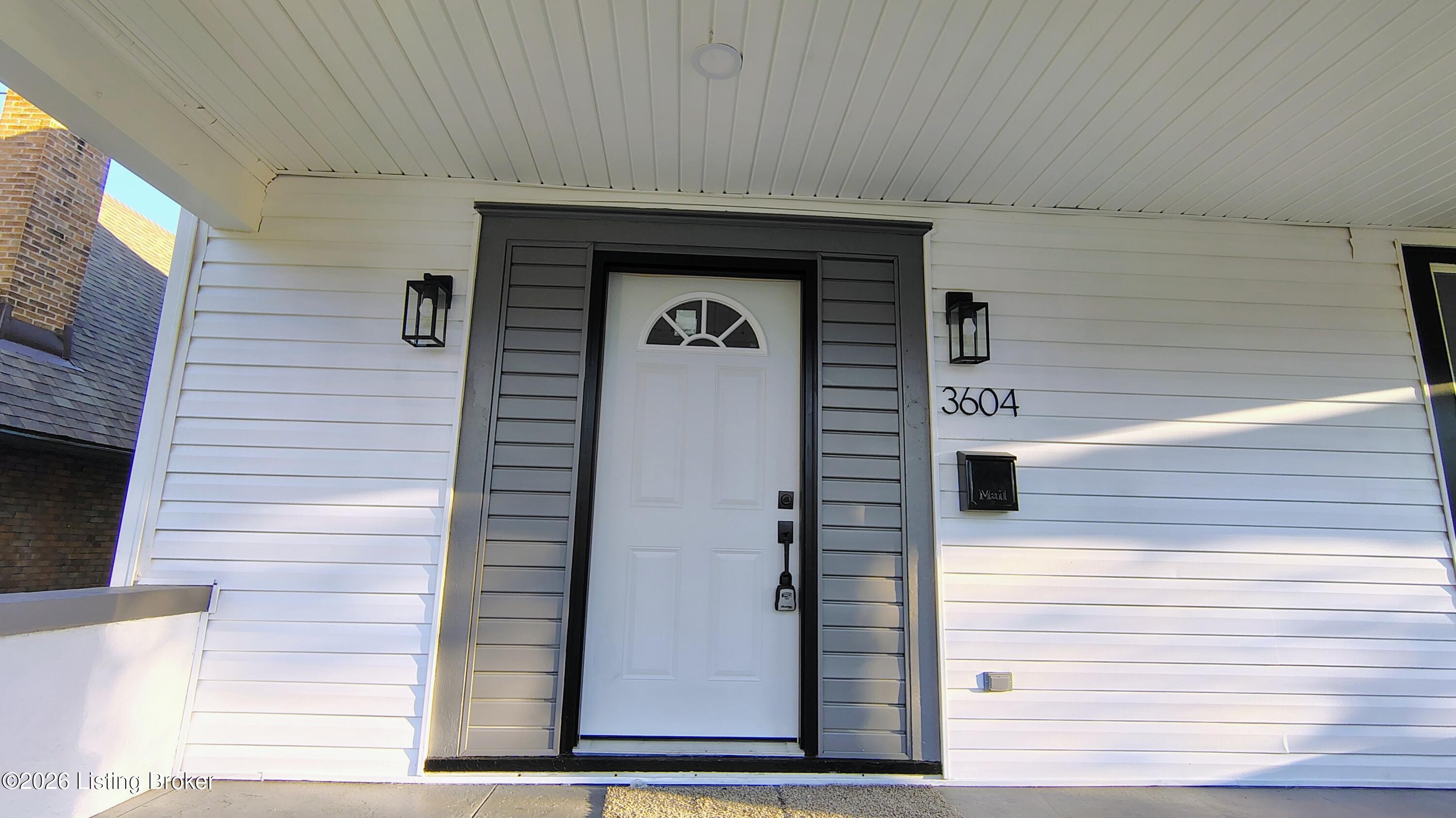 3604 W Market St Property Photo 6