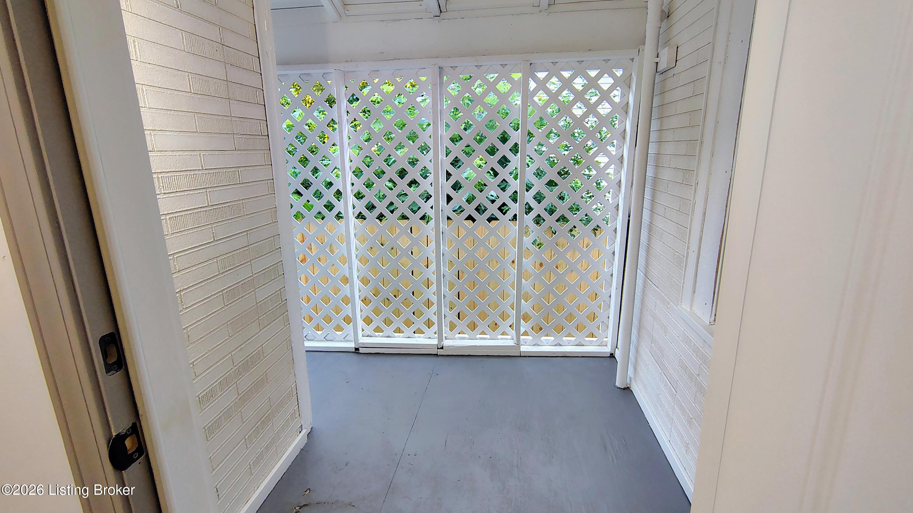 3604 W Market St Property Photo 20