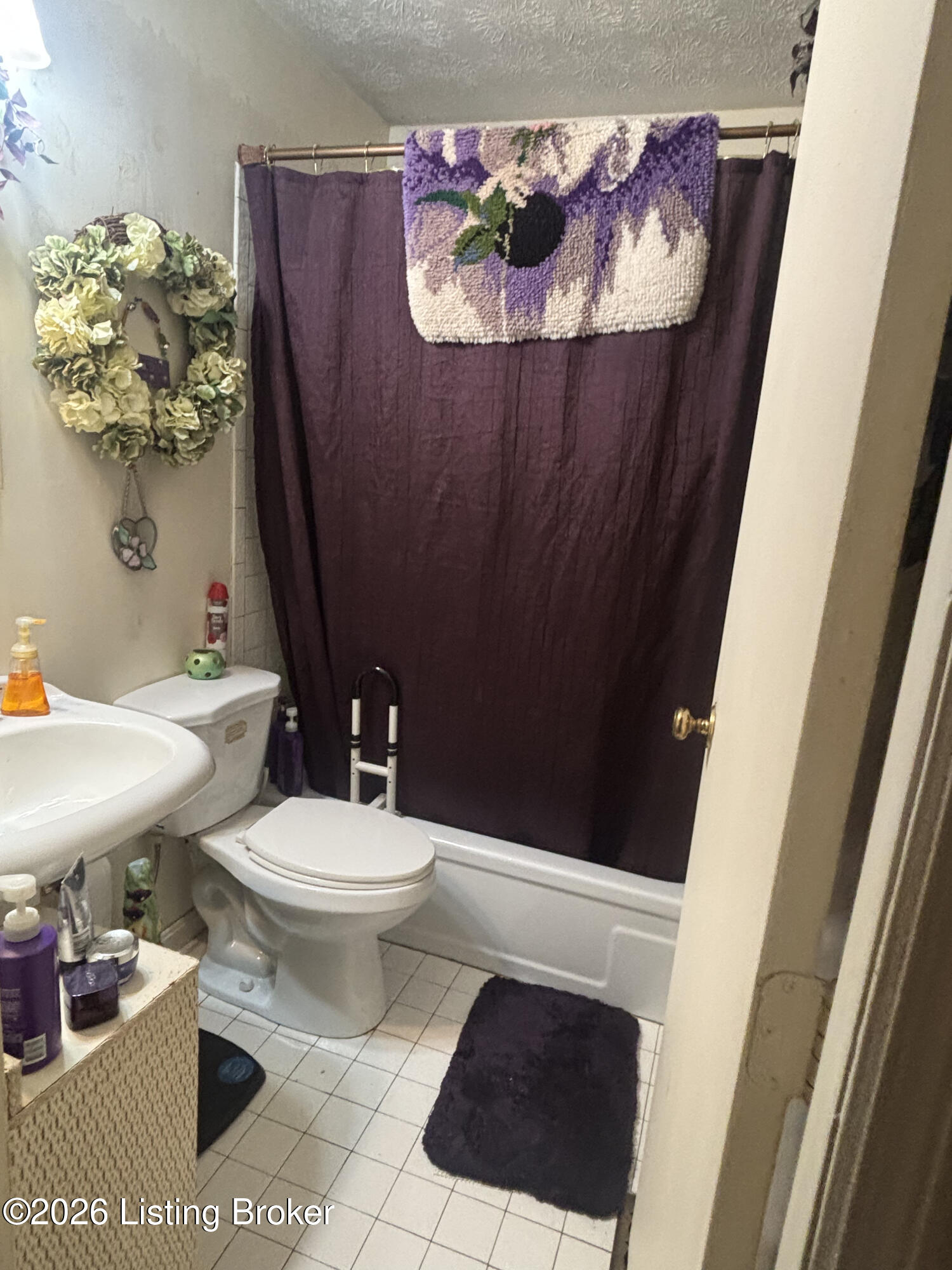3444 Misty Creek Dr Property Photo 8