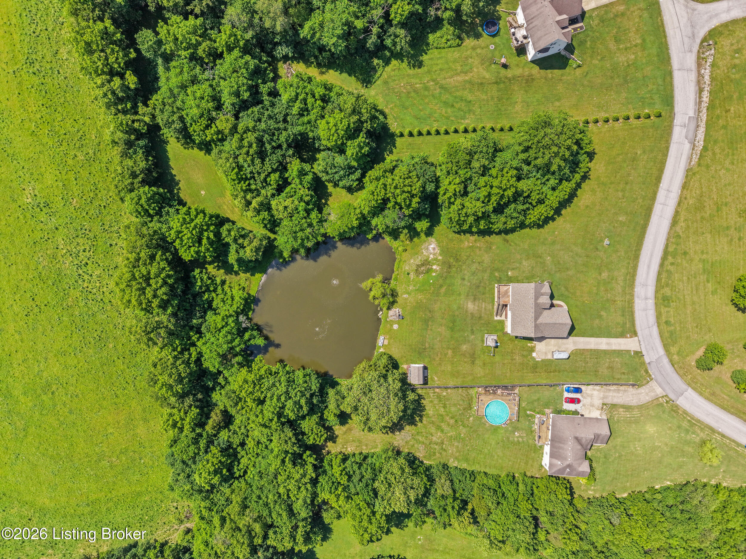 123 Lost Creek Dr Property Photo 4