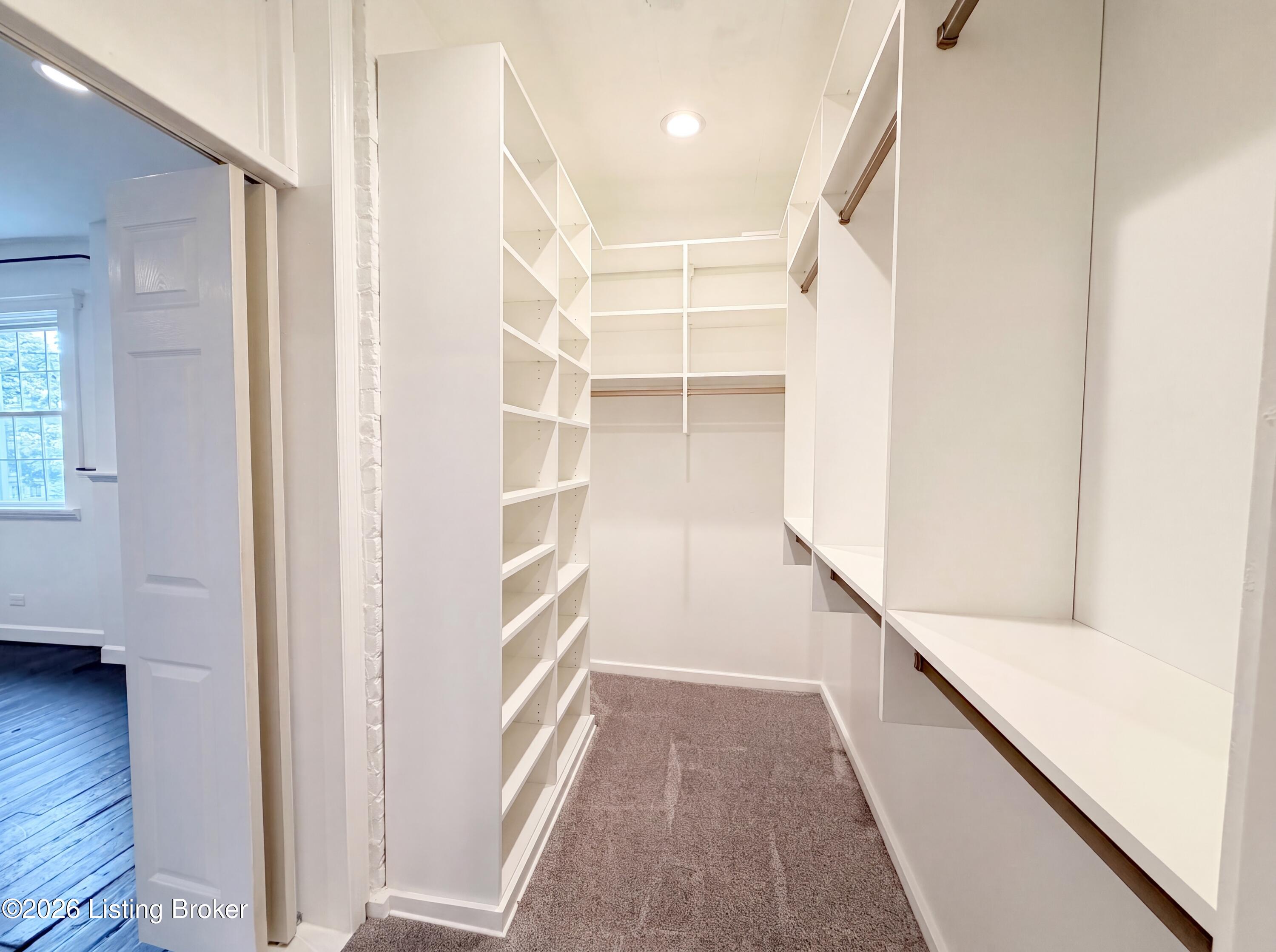 1011 Rogers St Property Photo 18
