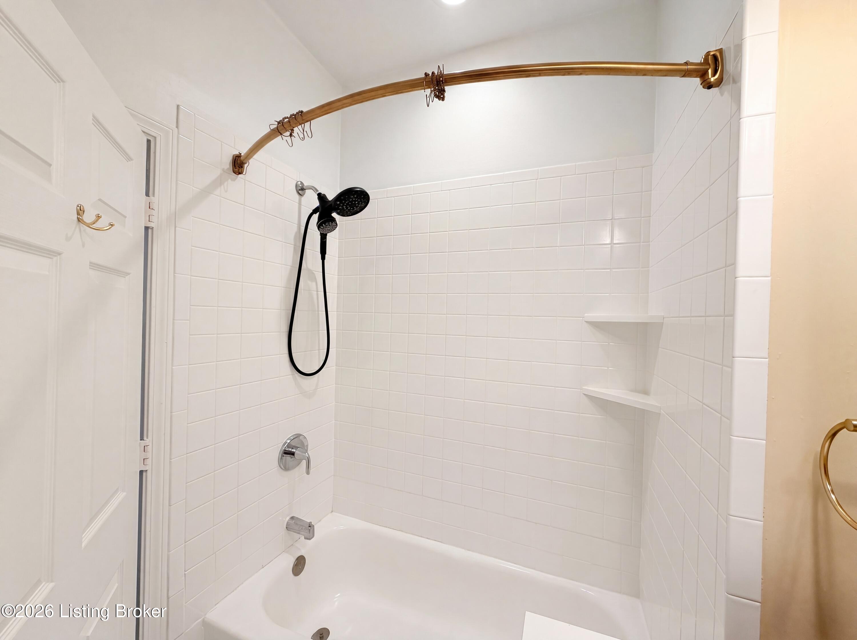 1011 Rogers St Property Photo 20