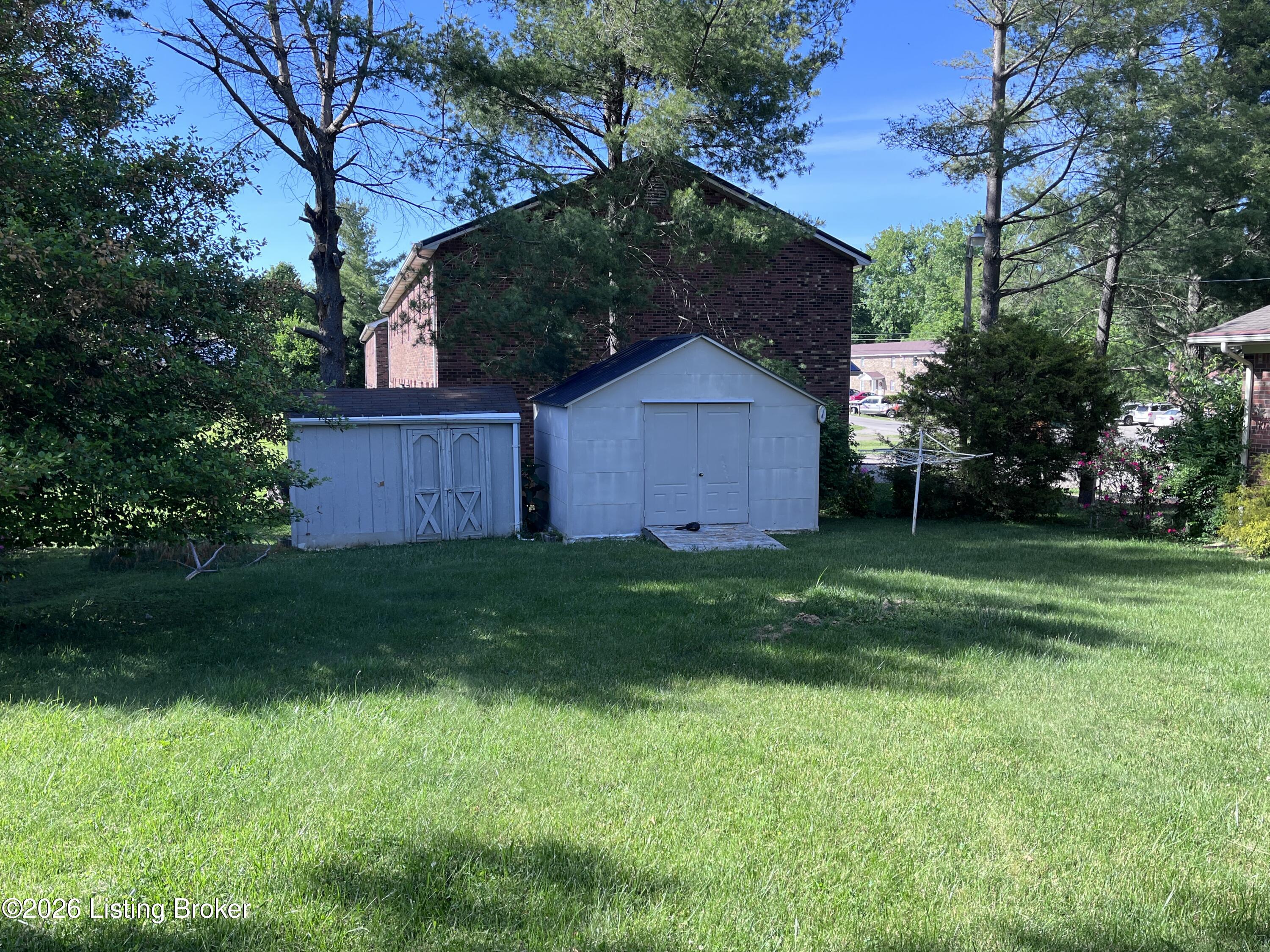 317 Berkley Ct Property Photo 7