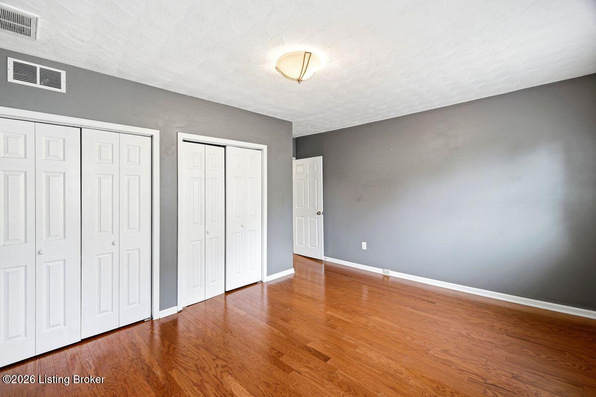 320 S Bayly Ave Property Photo 30