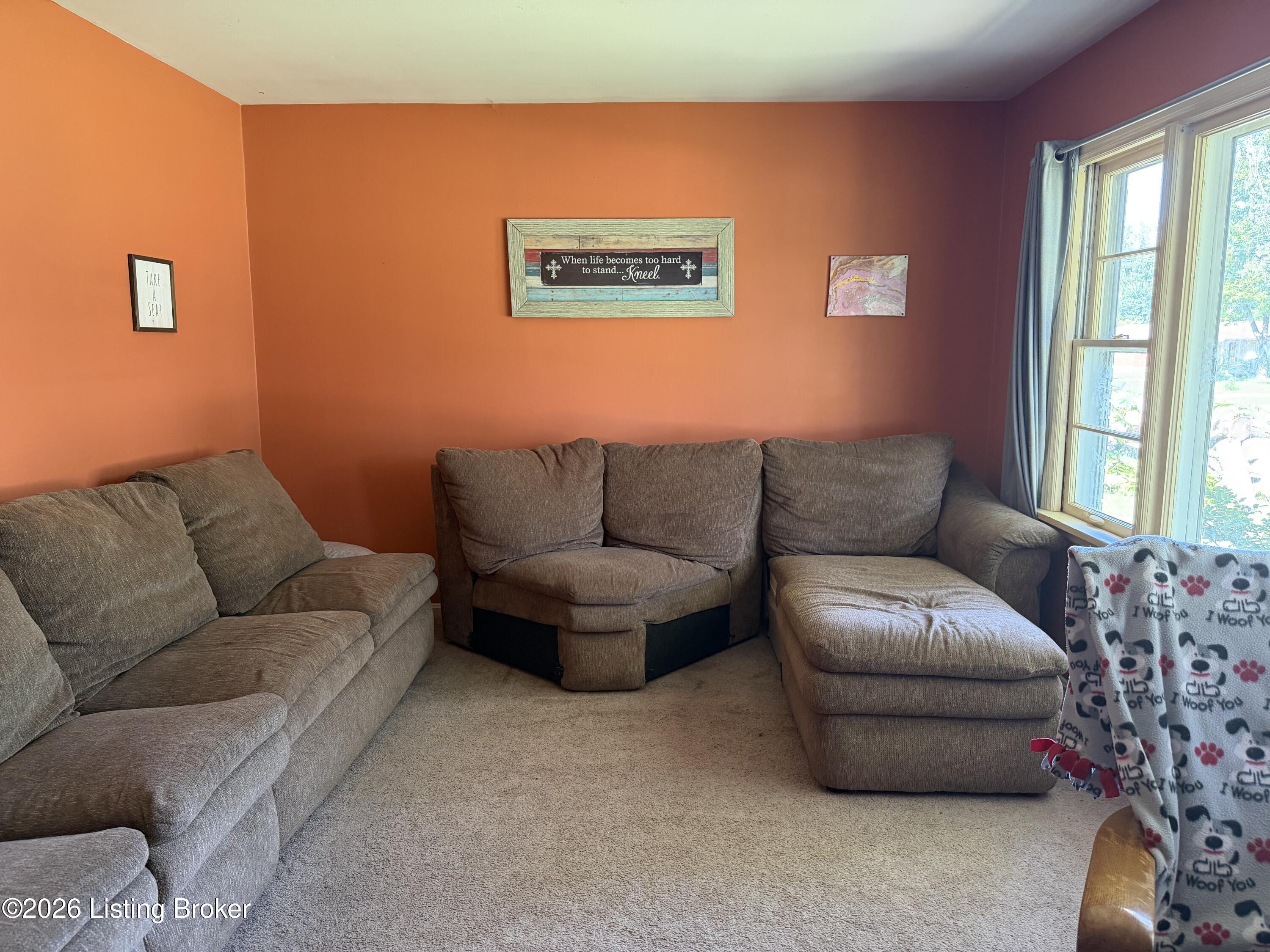 4318 Bayberry Dr Property Photo 5