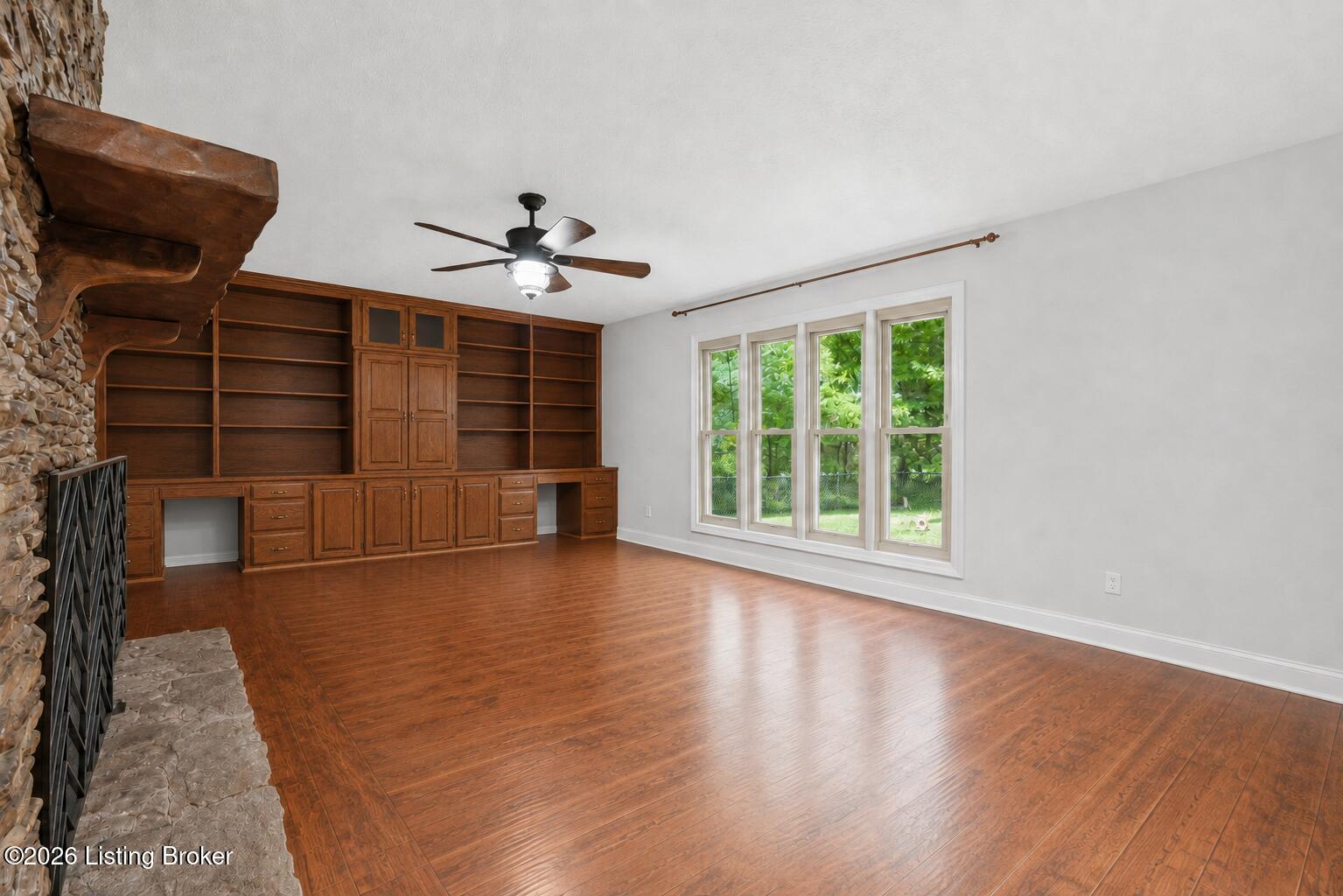 3140 Yorkshire Dr Property Photo 15