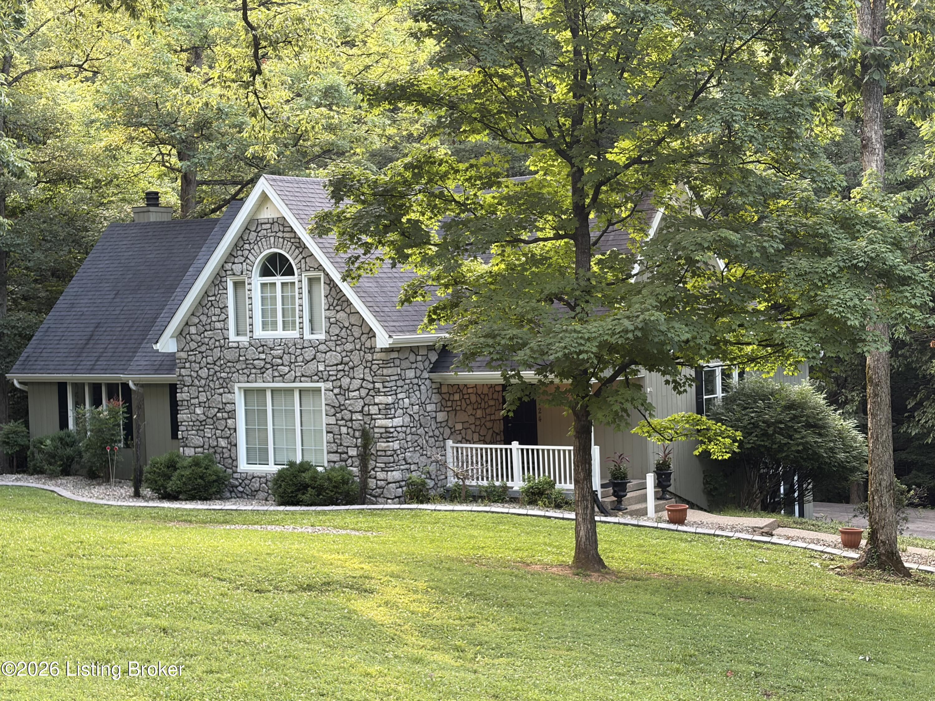 3124 Yorkshire Dr Property Photo 55