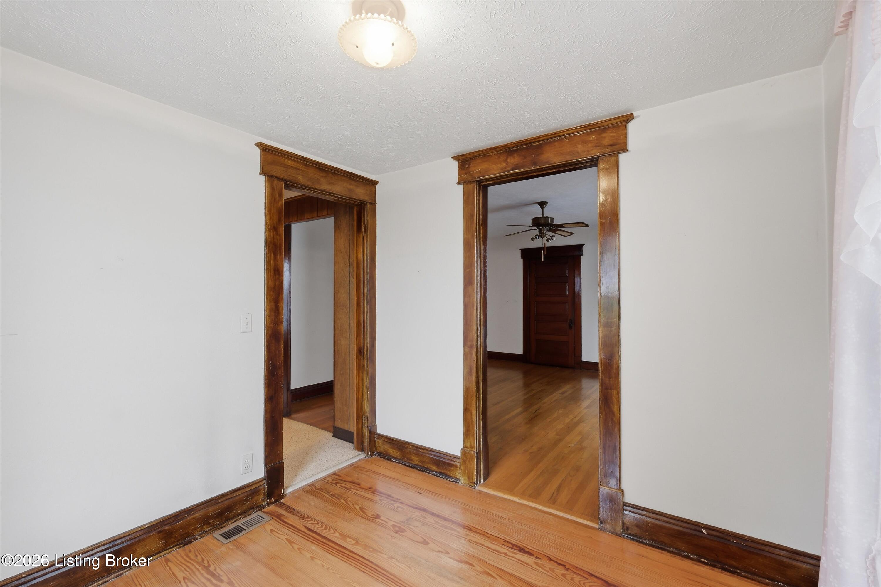 526 Atwood St Property Photo 24