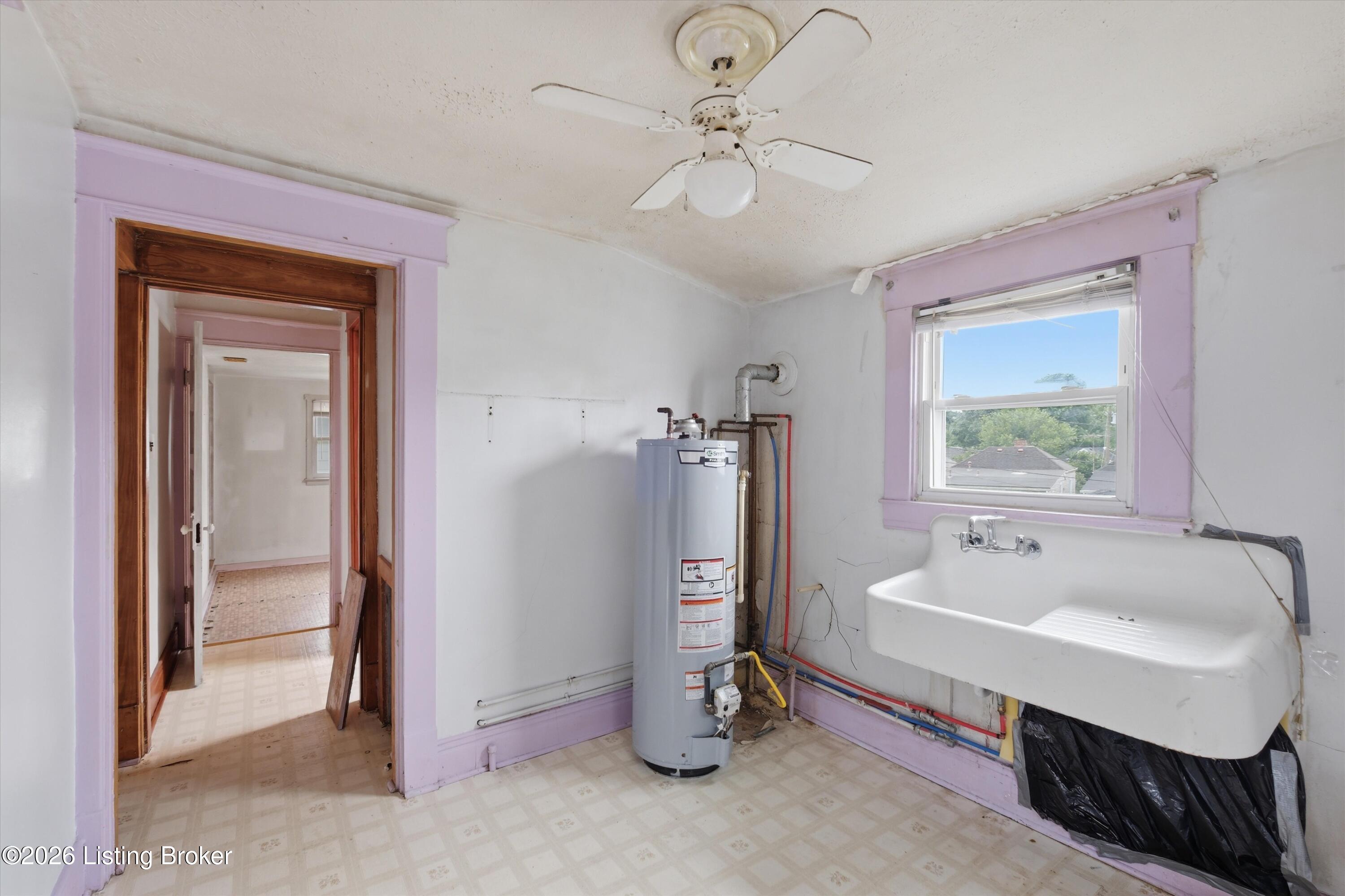 526 Atwood St Property Photo 39