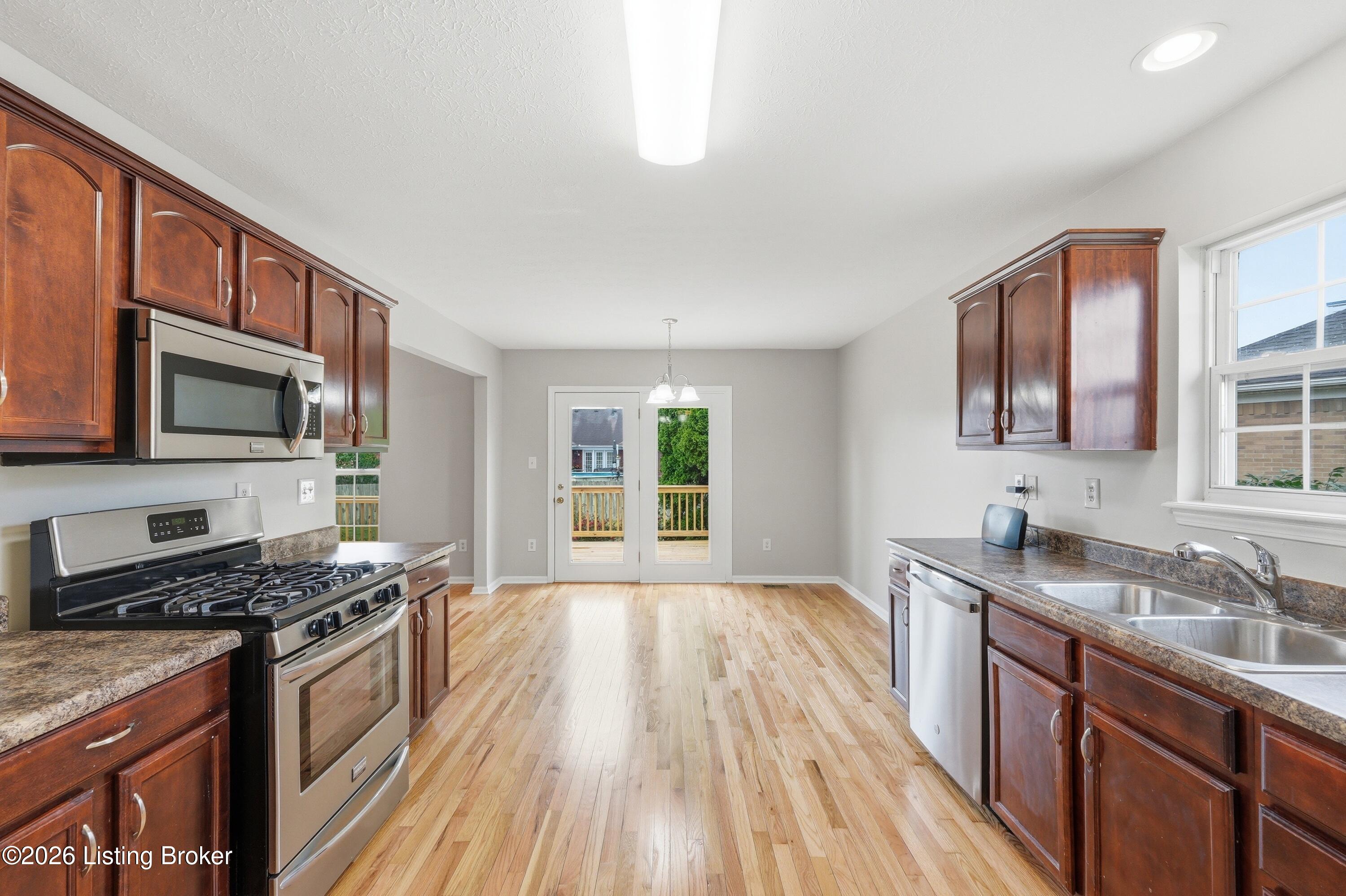 515 Spring House Ln Property Photo 16