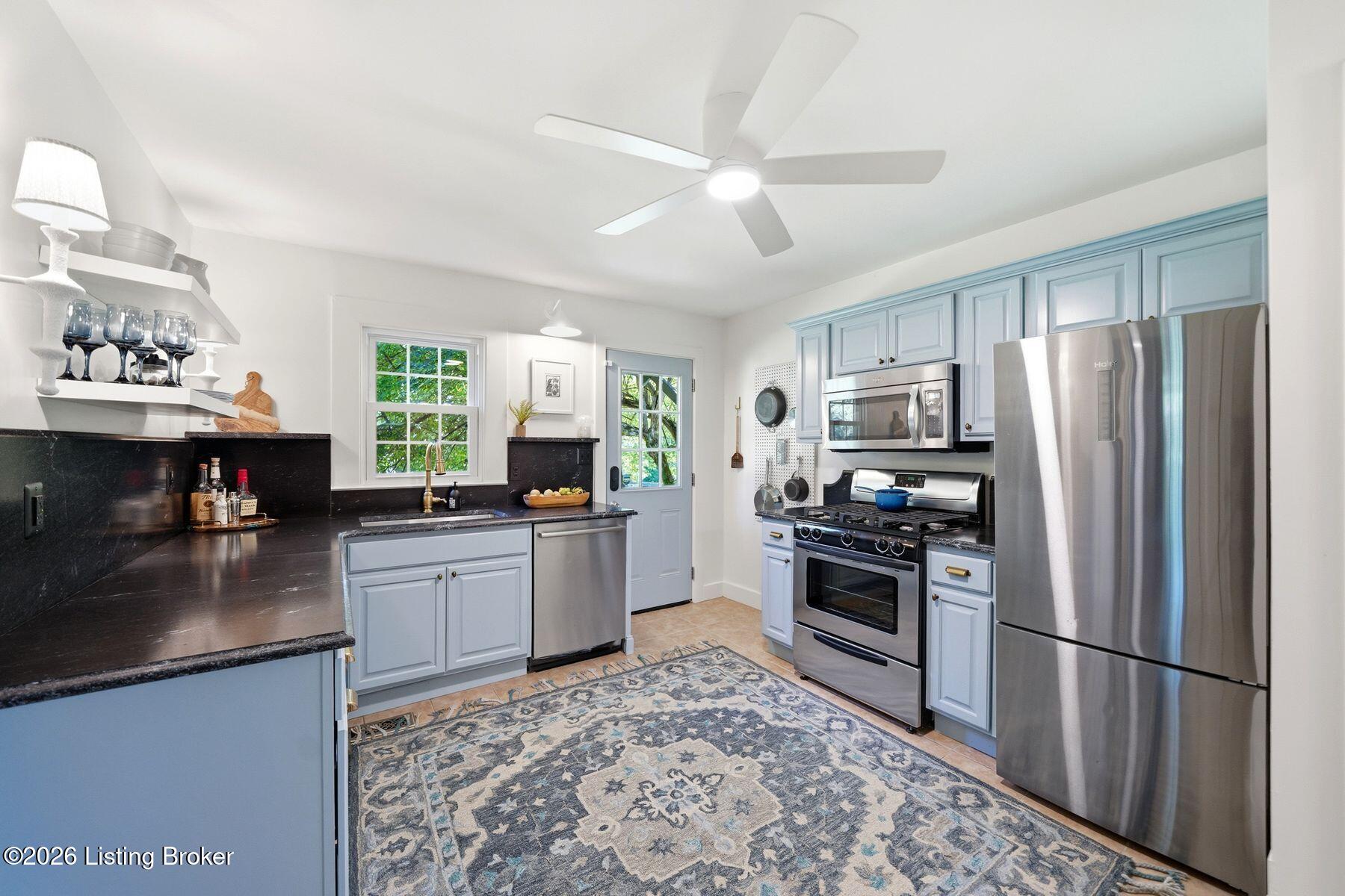 11005 Park Rd Property Photo 69
