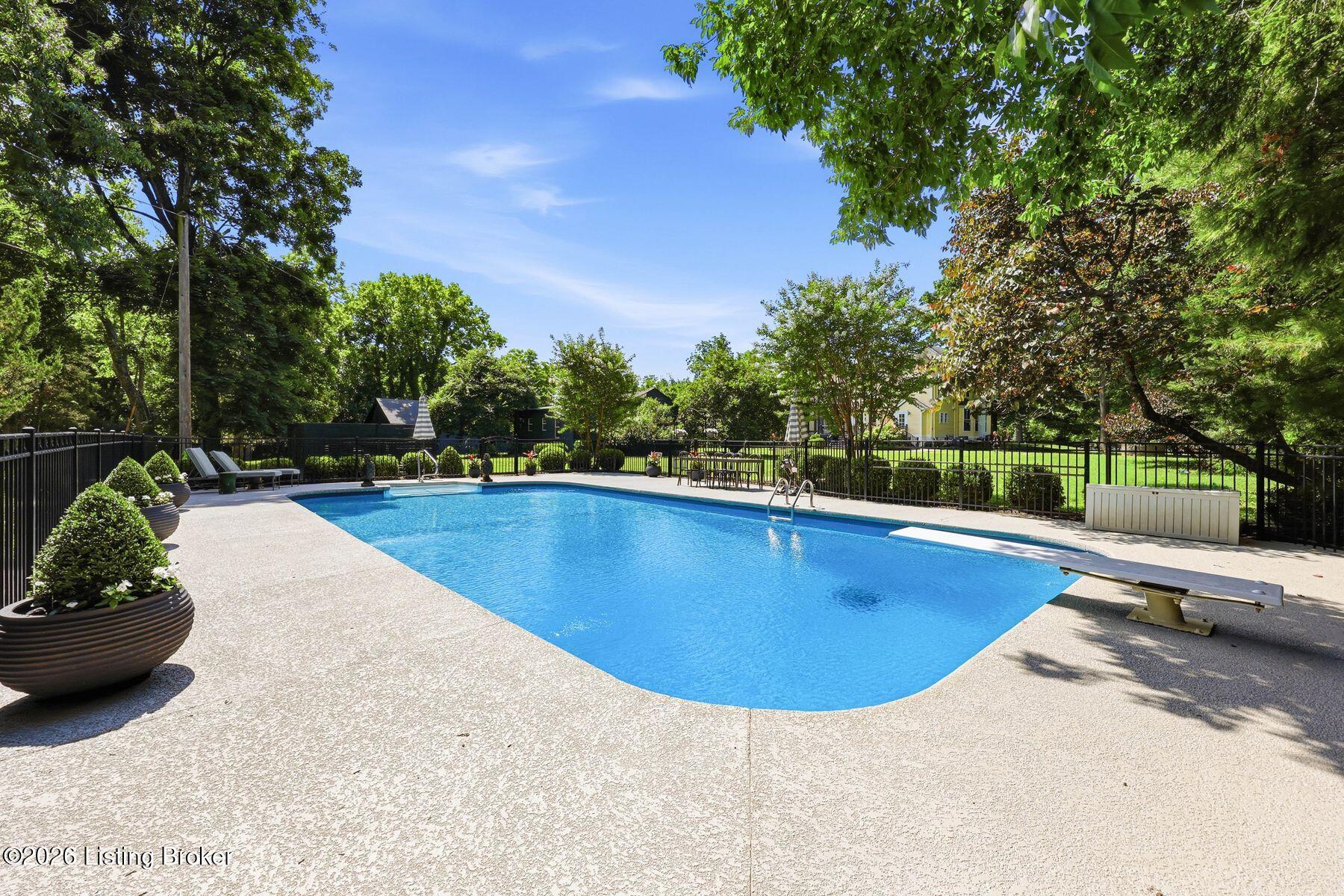 11005 Park Rd Property Photo 80