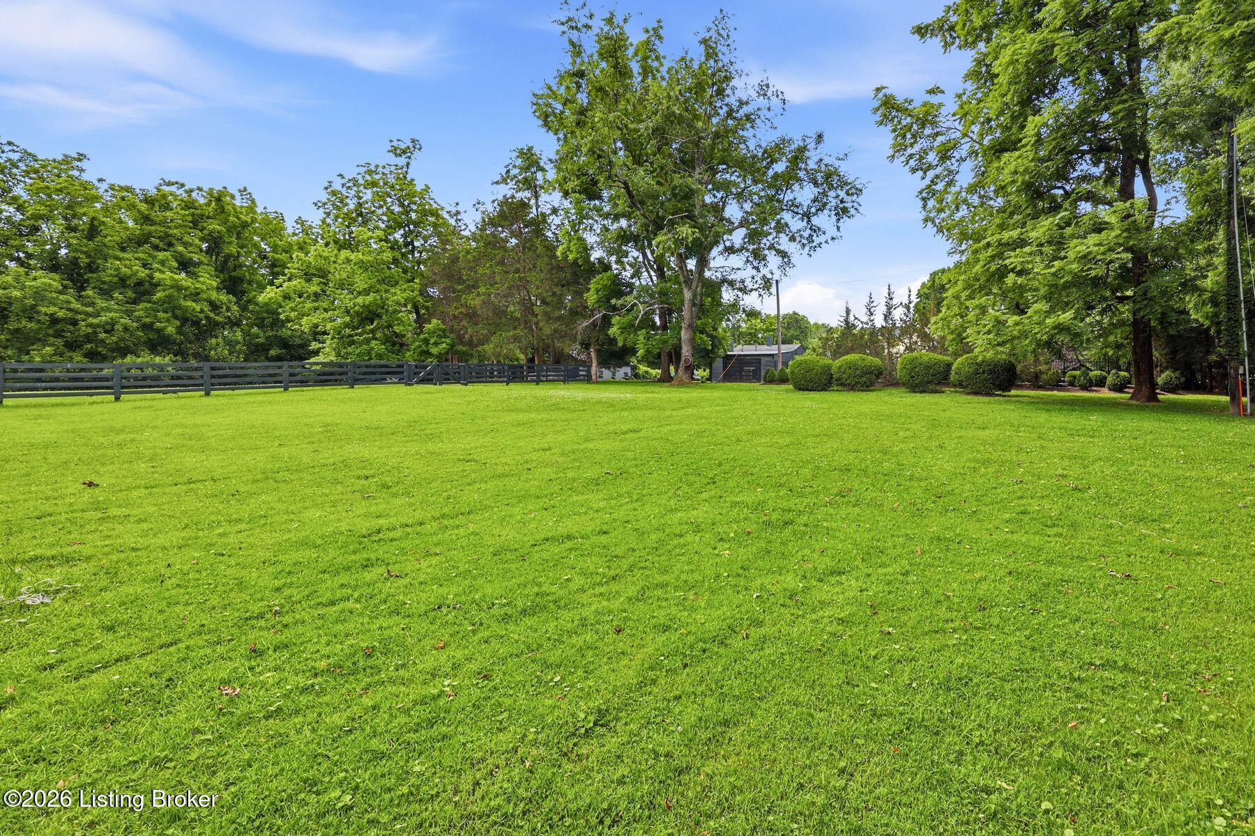 11005 Park Rd Property Photo 100