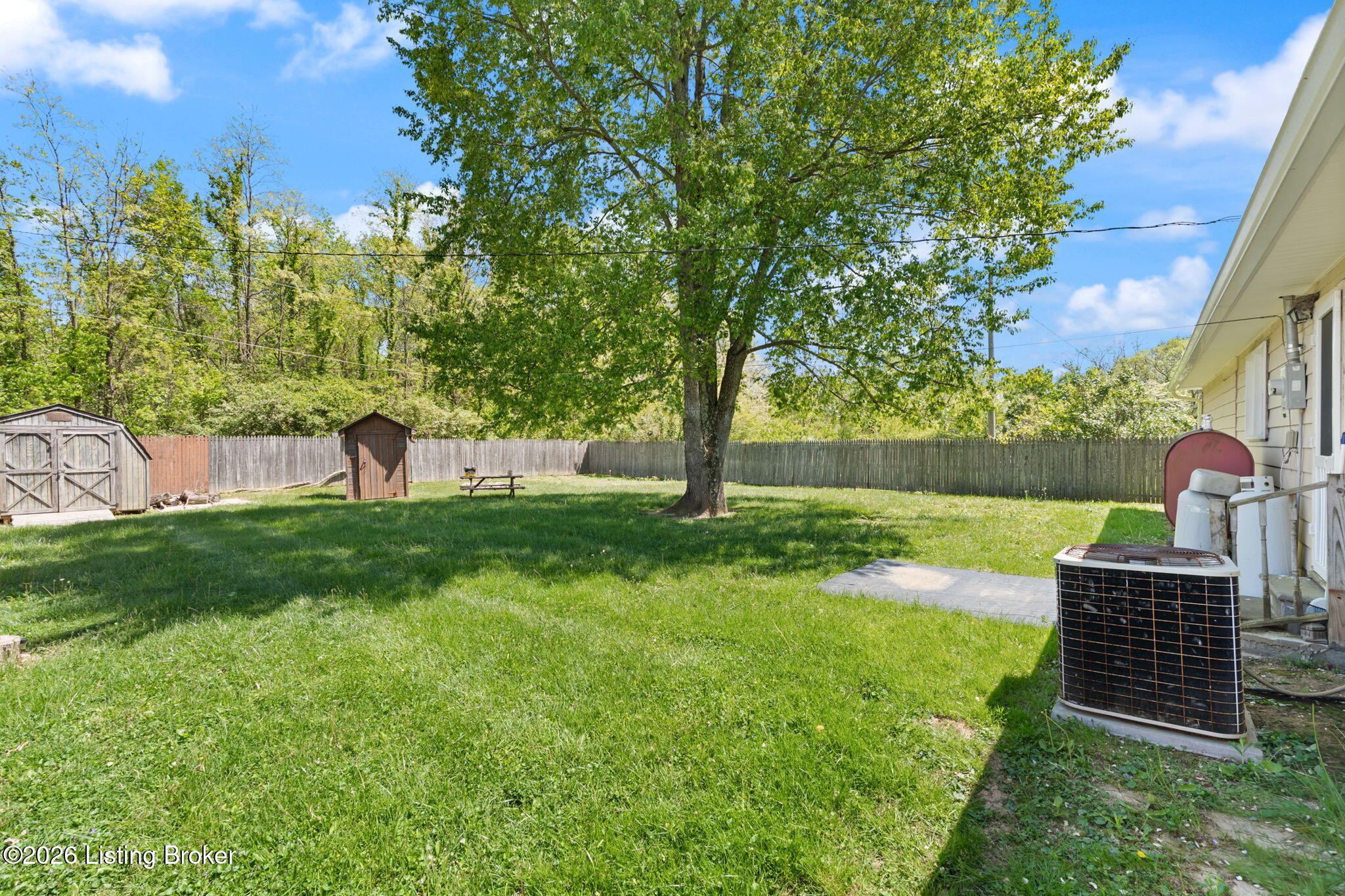9718 Us-421 Property Photo 5