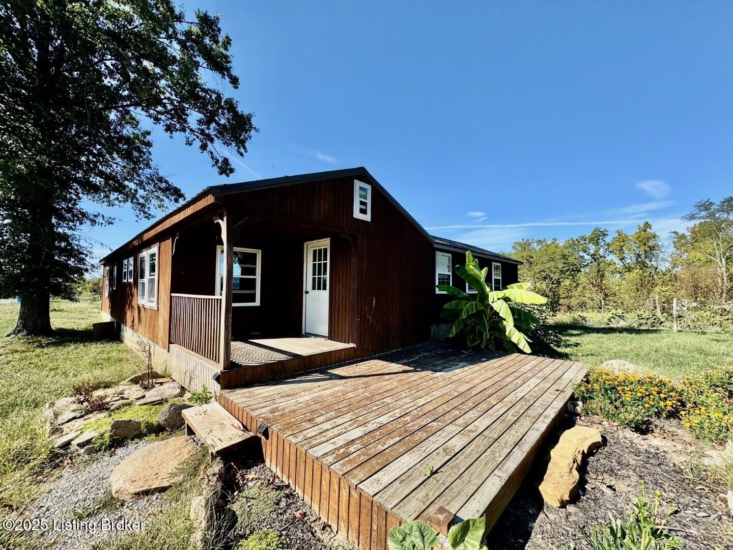 5651 Battle Rd Property Photo 2