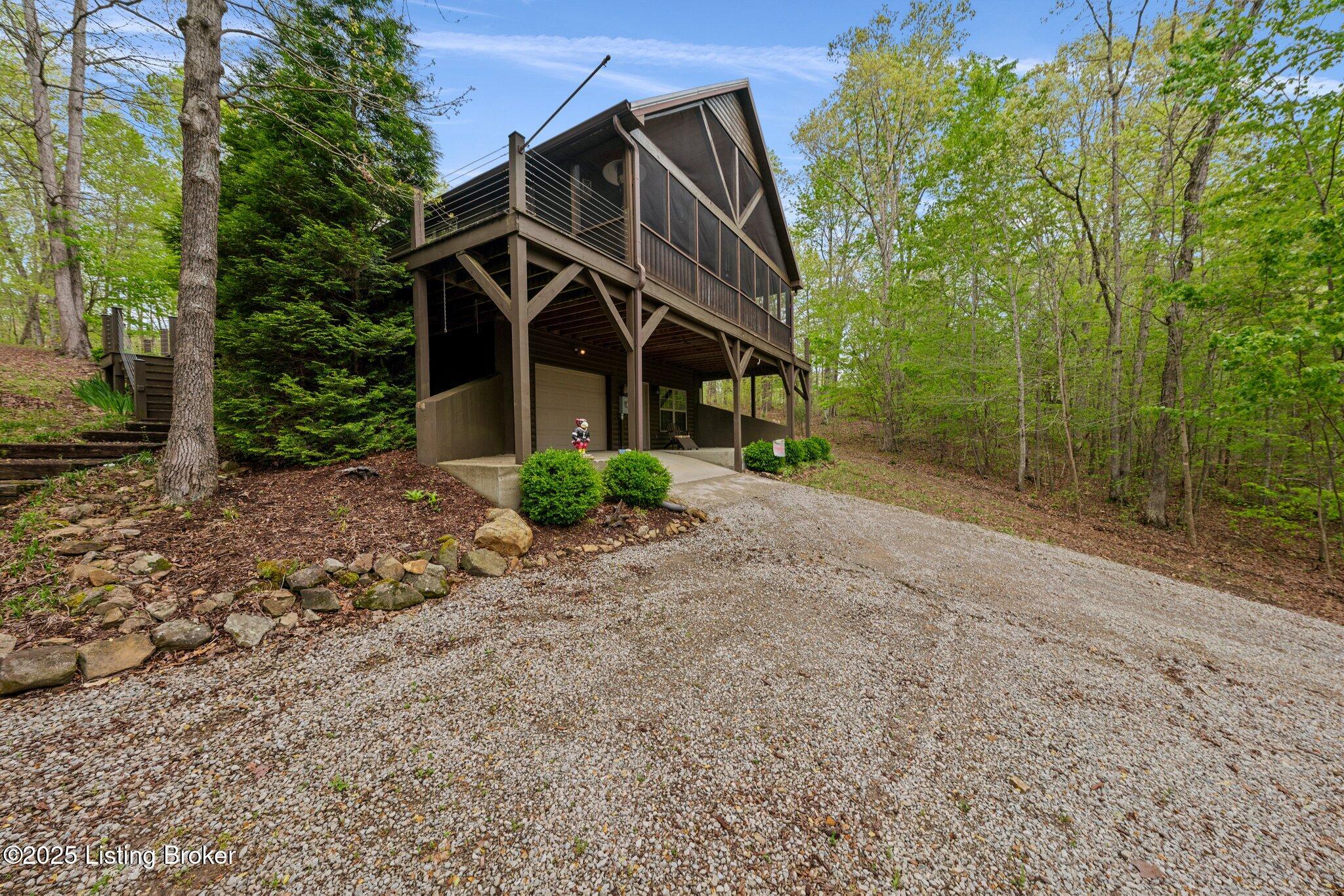 207 Ironwood Dr Property Photo 6