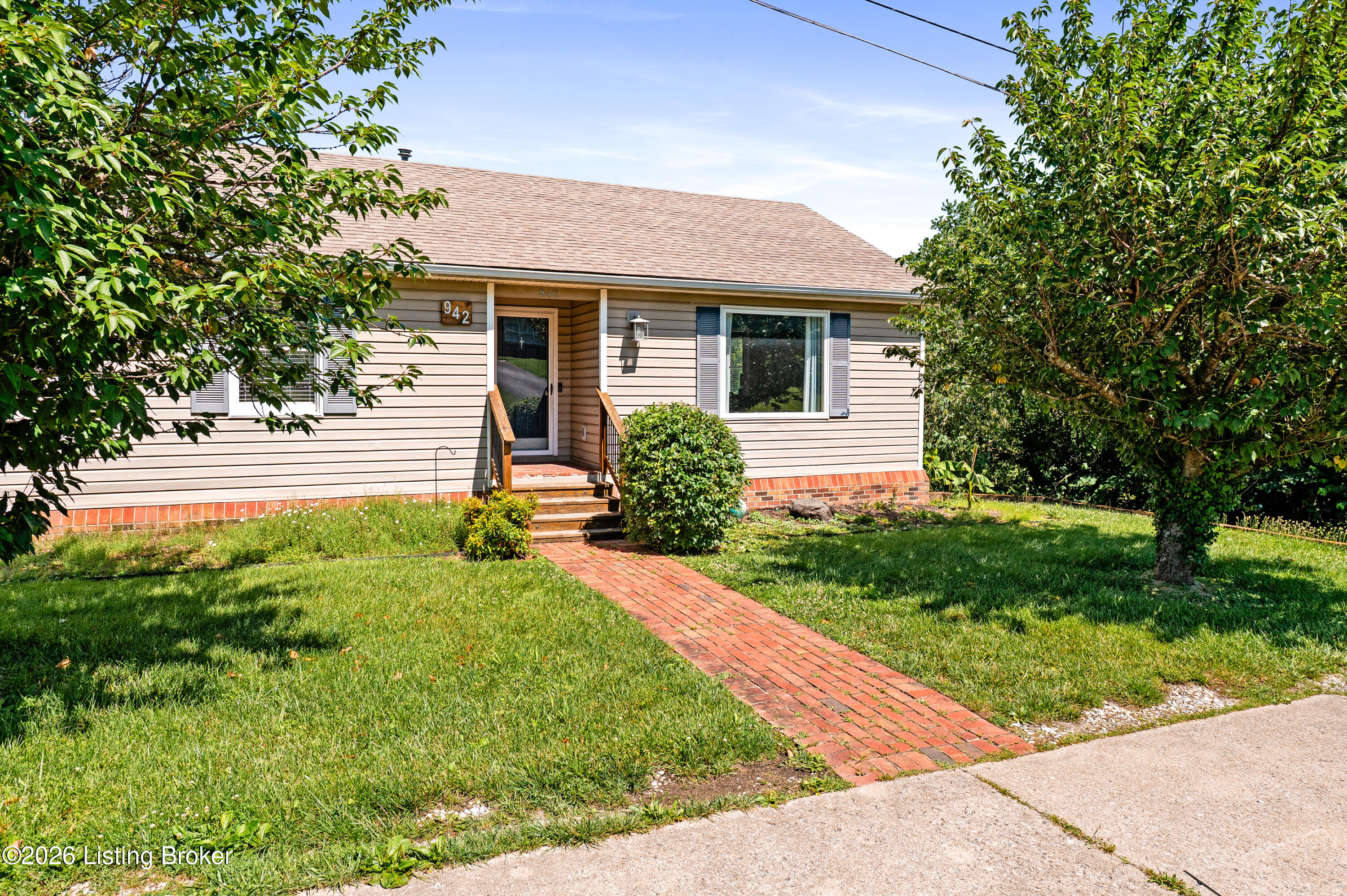 942 Bob O Link Dr Property Photo 2