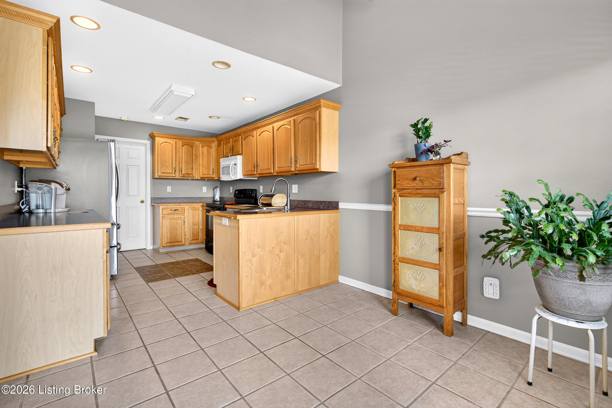 4213 Garden Ridge Rd Property Photo 10