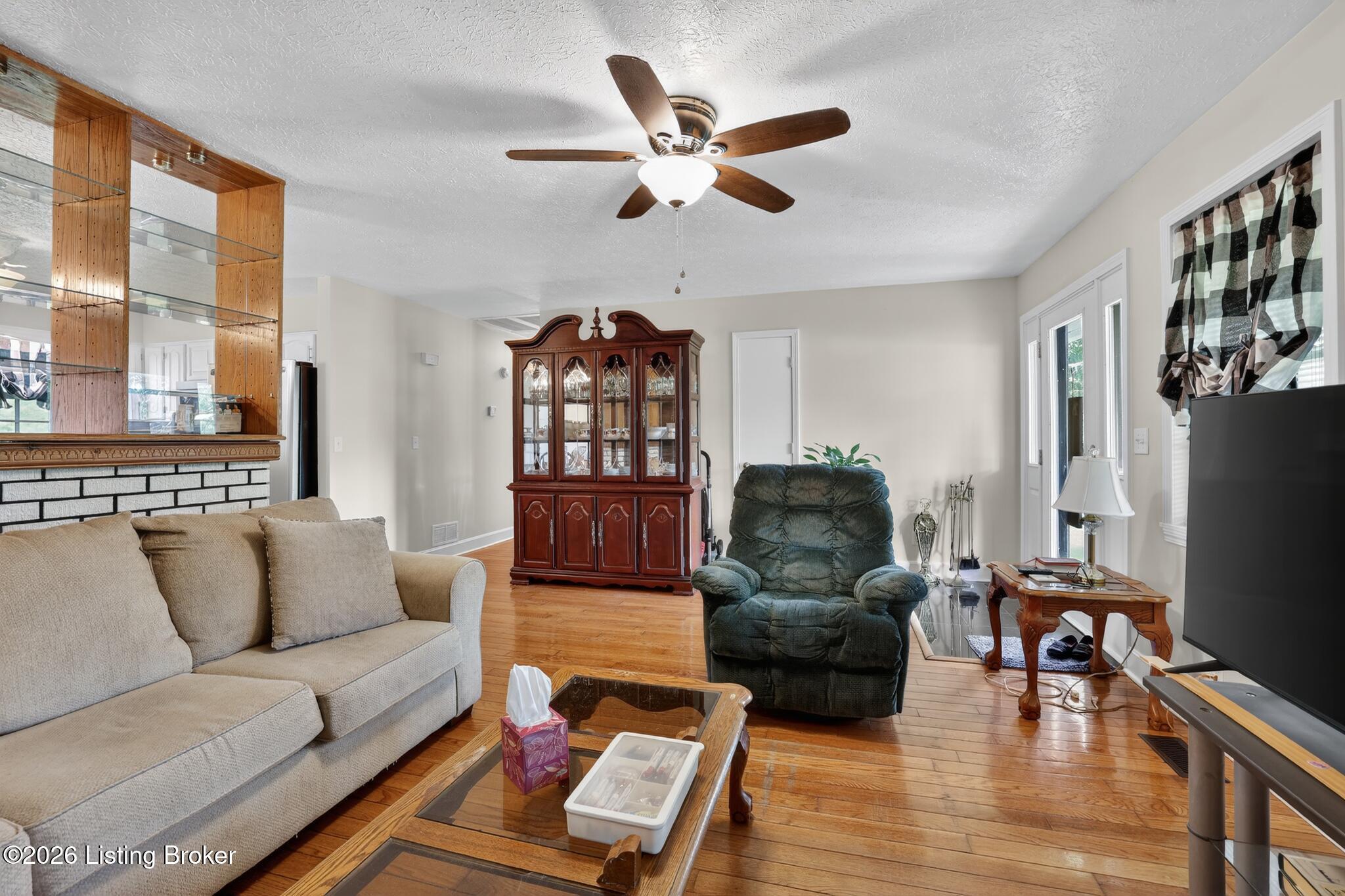 348 W Beech Grove Rd Property Photo 6