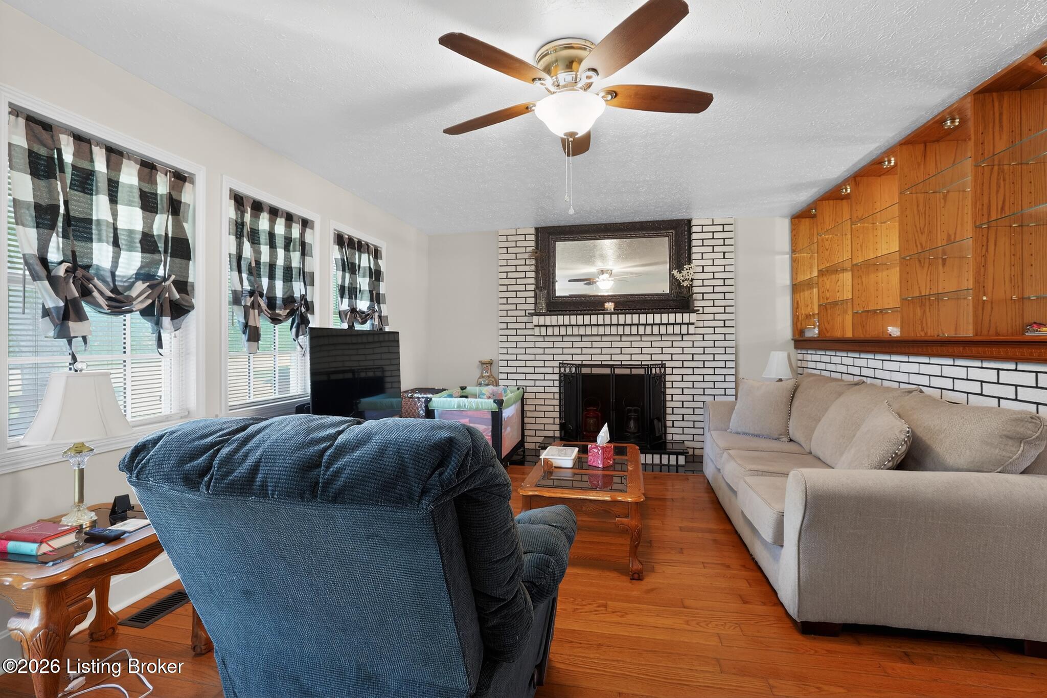 348 W Beech Grove Rd Property Photo 9