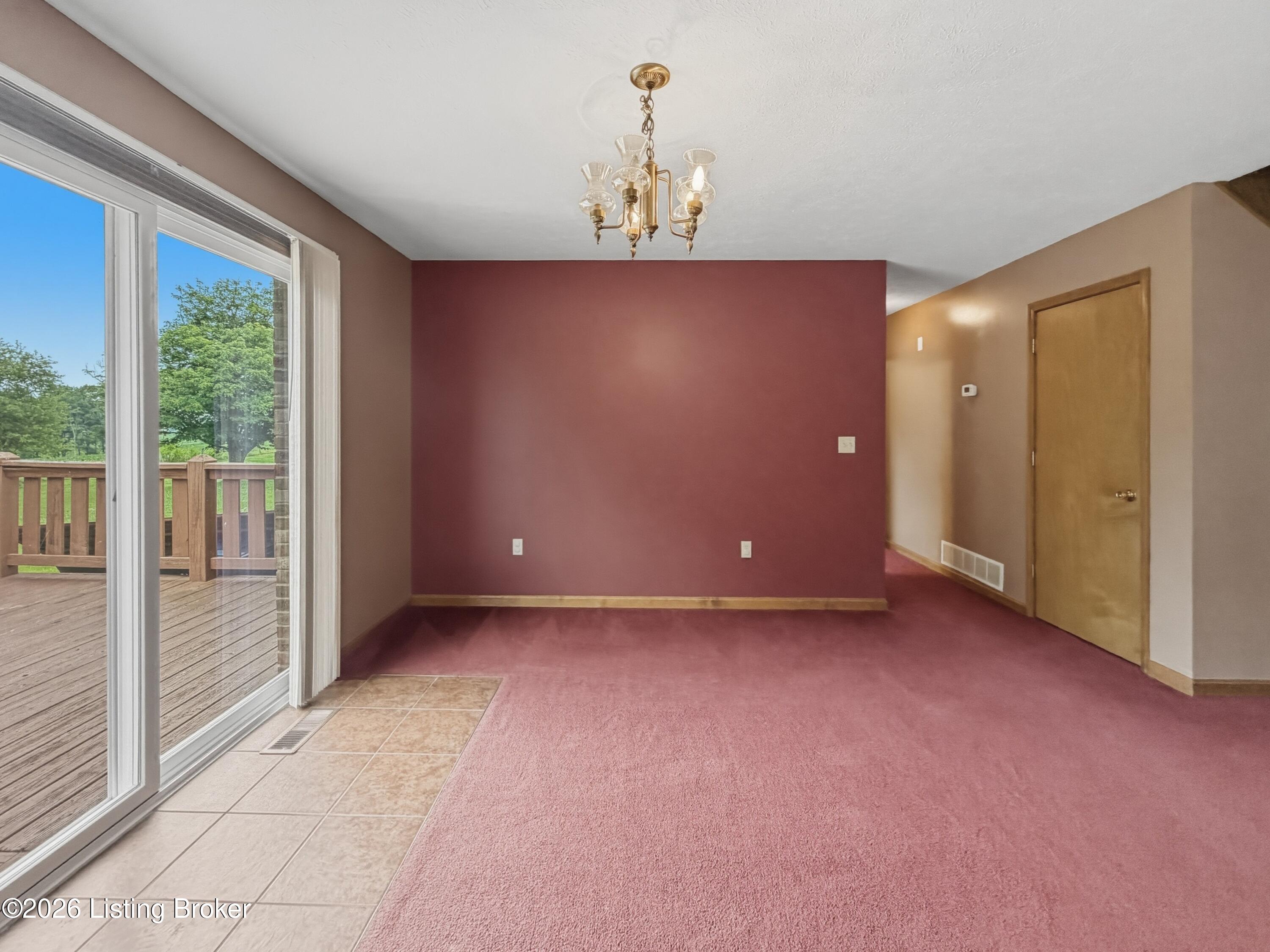 65 Brenda Ct Property Photo 12